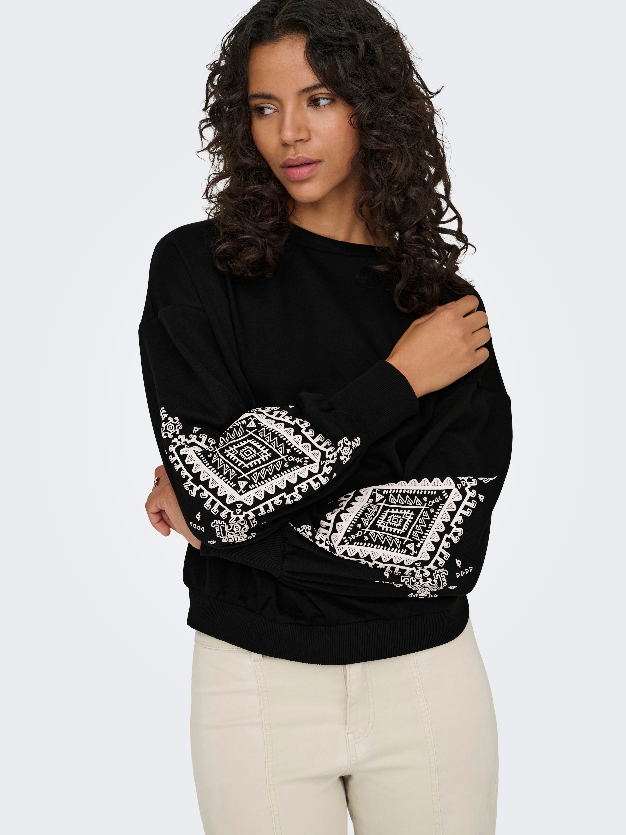 ONLY Sweatshirt »ONLBROOKE L/S O-NECK FLOWER SWT«
