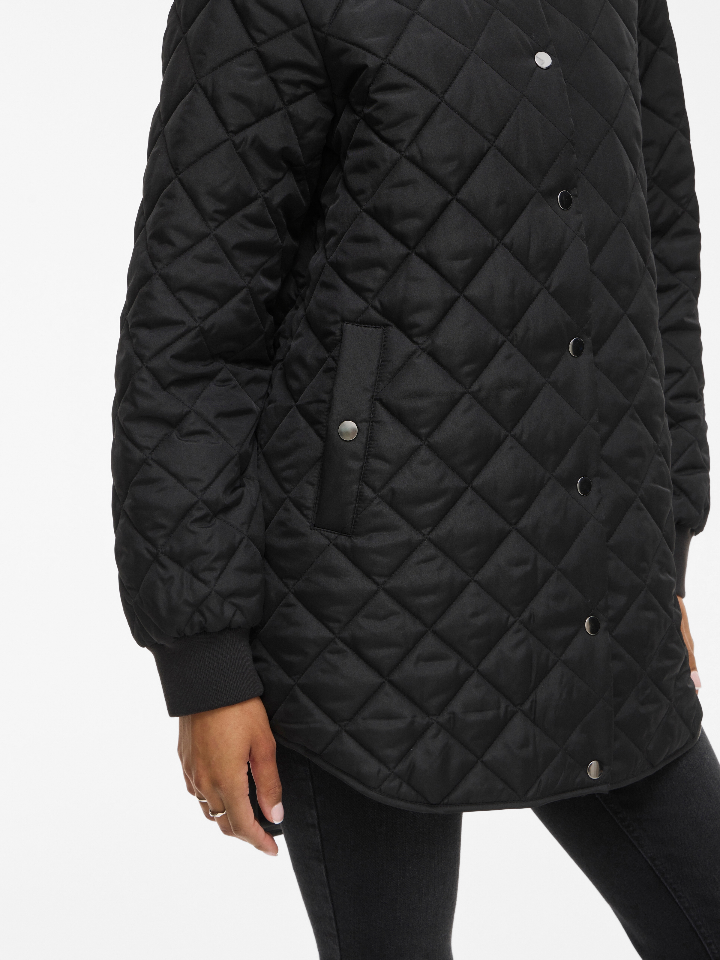 Vila Veste matelassée »VITATE L/S HOODED JACKET - NOOS« avec capuche fibre synthétique