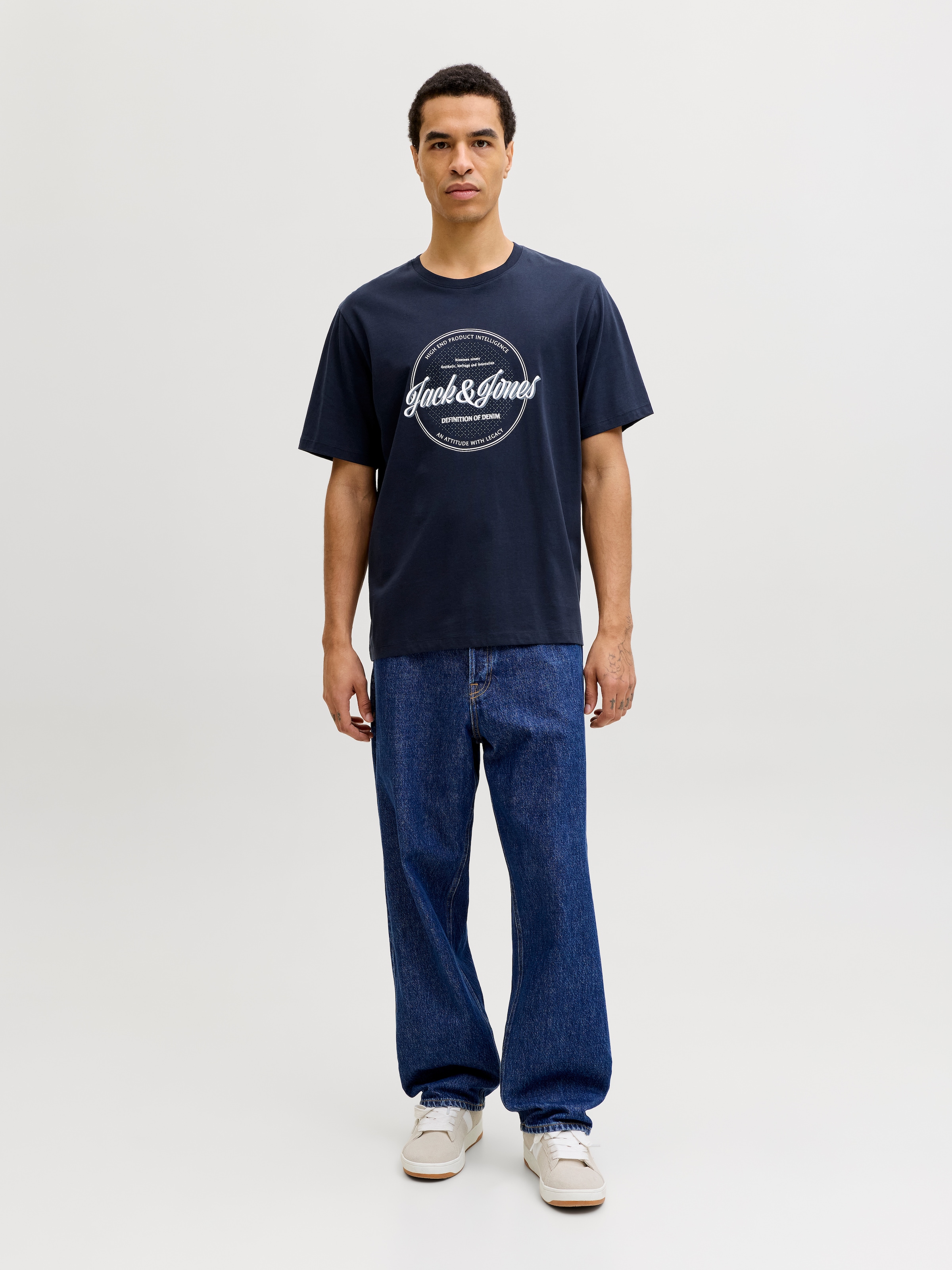 Jack & Jones Rundhalsshirt »JJEDOVER DENIM TEE SS O-NECK SN« mit Logobranding
