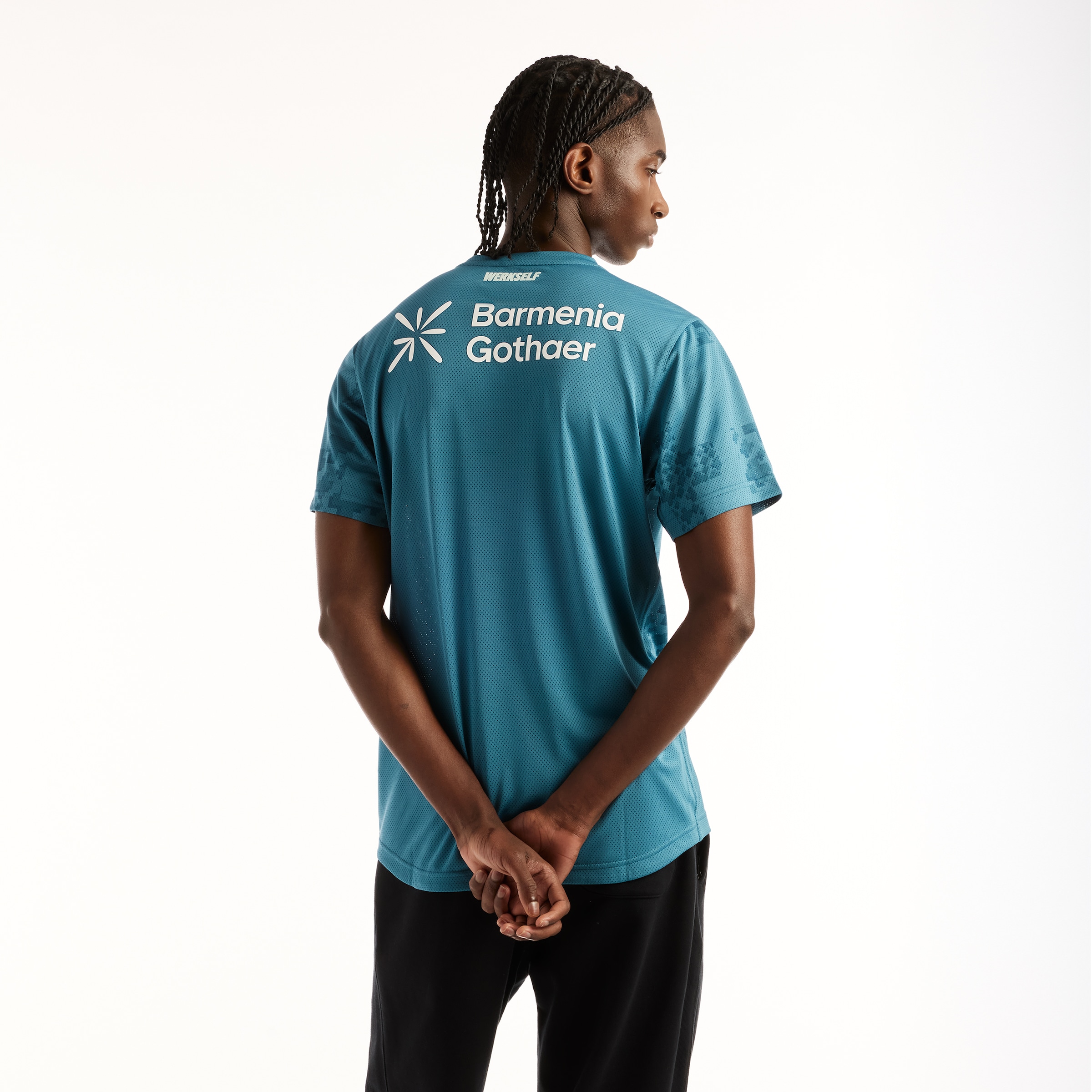 New Balance T-shirt »Bayer 04 26/27 Match Jersey« avec col rond, manches courtes, surface en jersey
