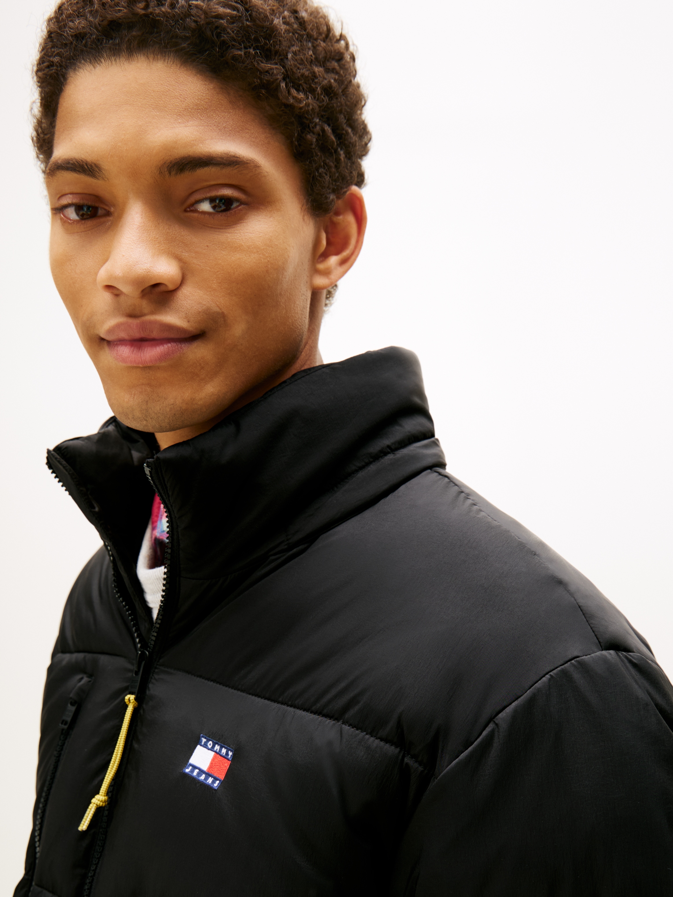 Tommy Jeans Steppmantel »VAIL MAXI PARKA«, Regular fit mit abnehmbarer Kapuze
