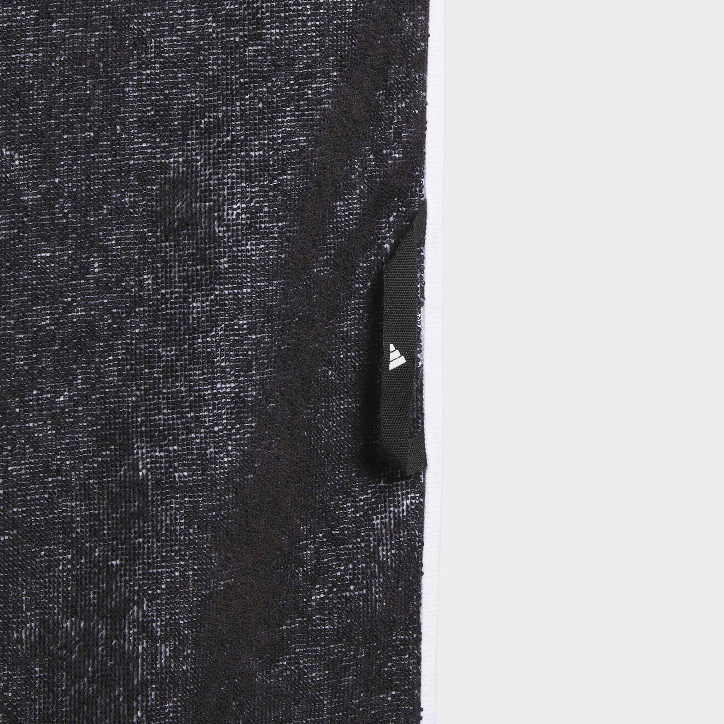 adidas Performance Handtuch »PERFORMANCE GROSS« mit grossformatigem Design