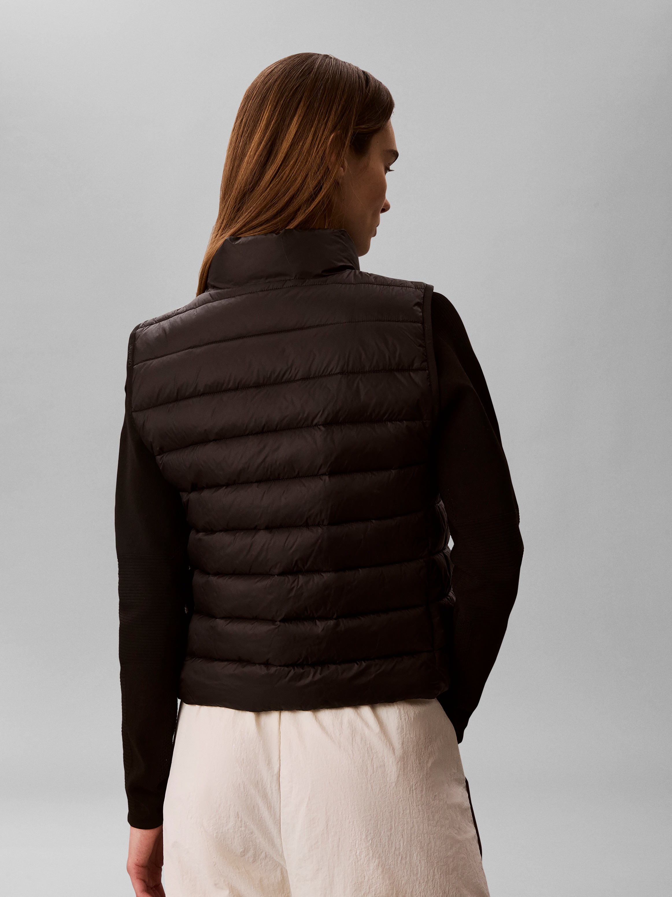 Calvin Klein Jeans Gilet matelassé Stehkragen, kurze Form, wattiert