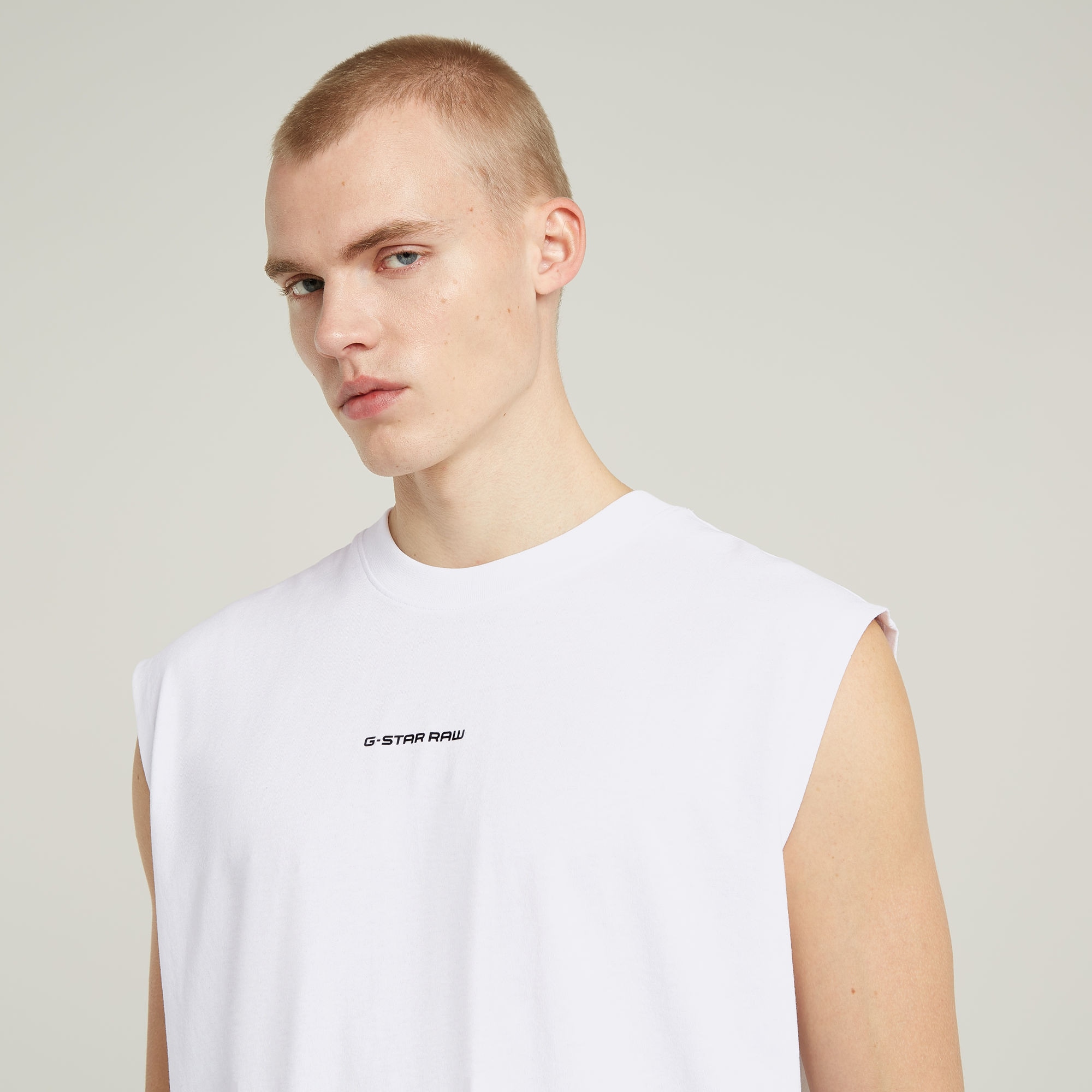 G-STAR Shirt à col rond »Boxy« sans manches, inscription logo