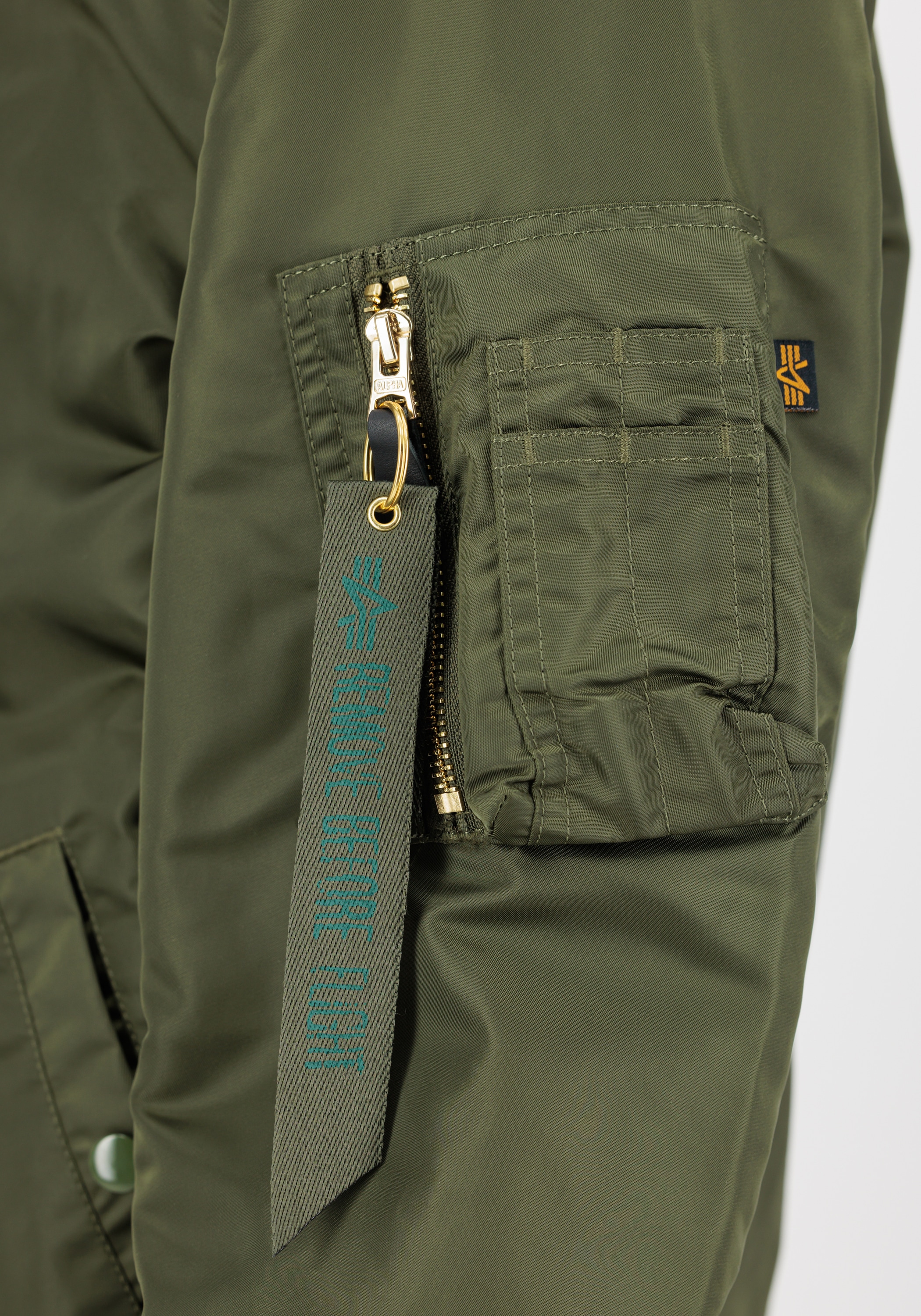 Alpha Industries Bomberjacke »MA-1 VF Light«