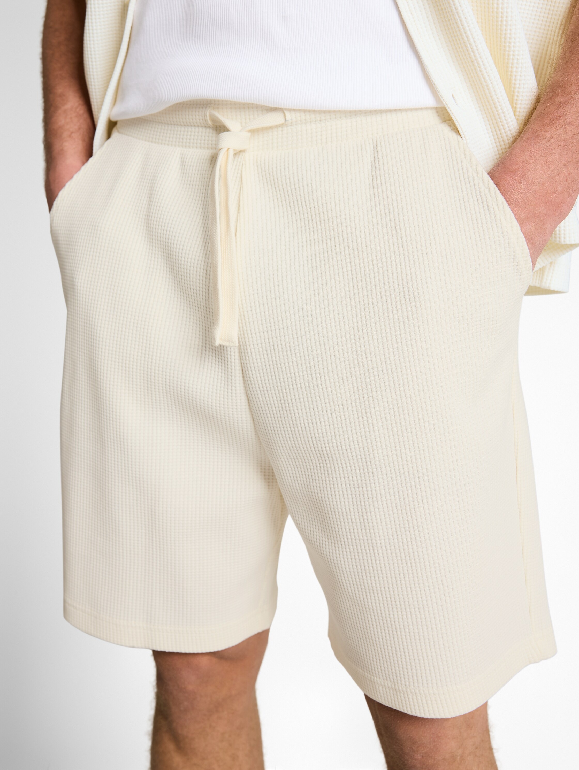 TOM TAILOR Denim Short de détente  aspect structuré
