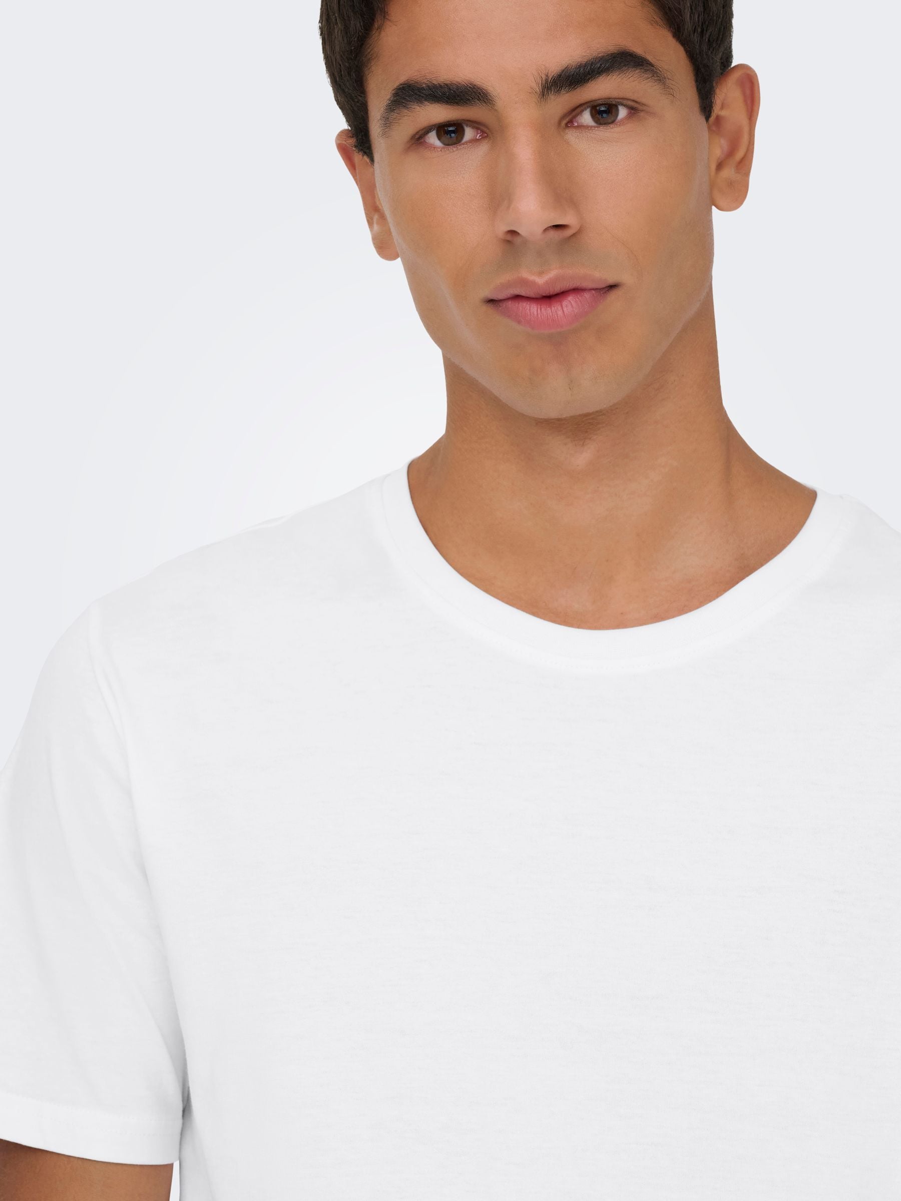 ONLY & SONS Rundhalsshirt »ONSMATT LONGY SS TEE 3-PACK« Packung, 3 Stk. Baumwolle, lang geschnitten