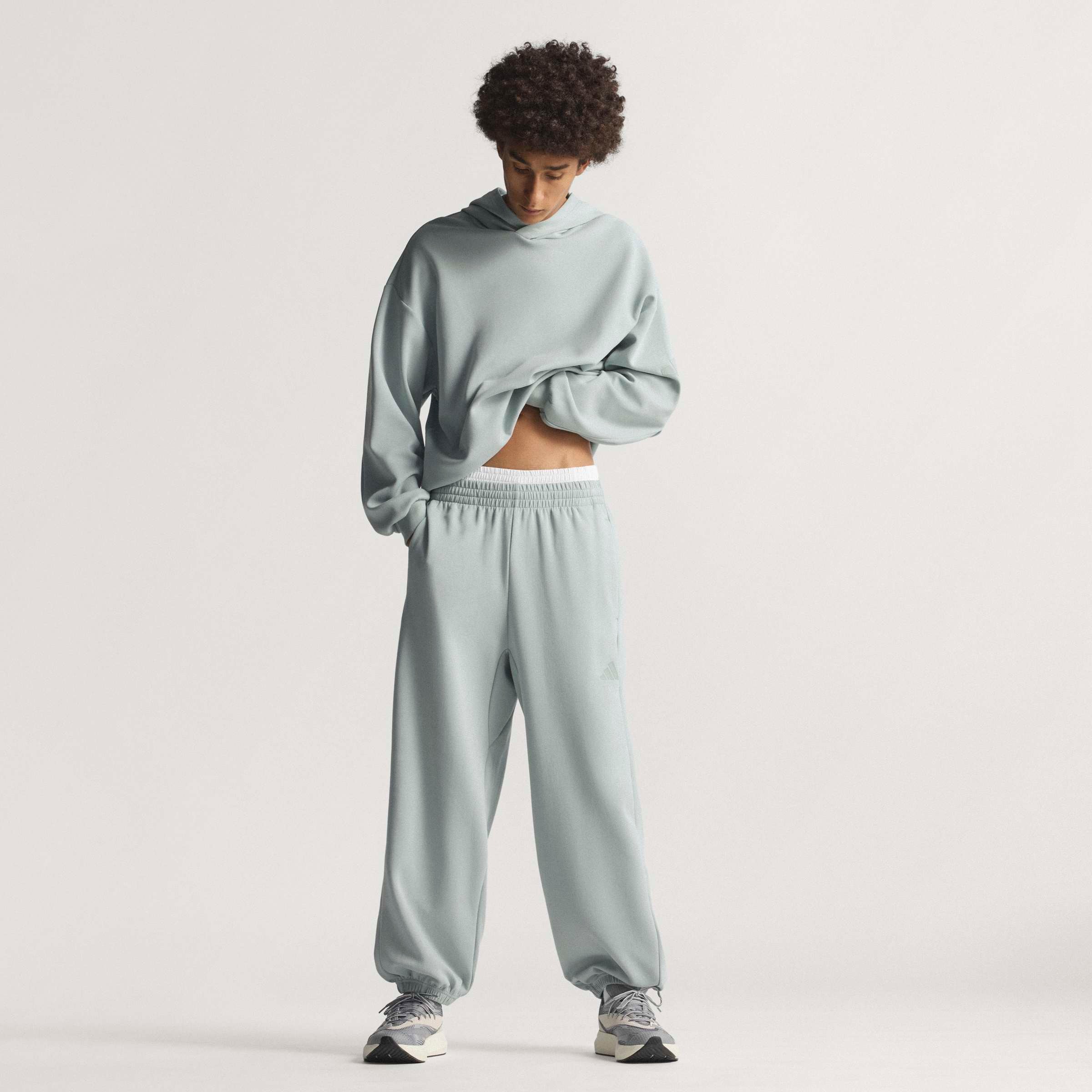 adidas Sportswear Sweat à capuche »SOFT LUX HOODIE«, mit Kapuze, für Sportmode und Freizeit, mit 3-Streifen-Logo-Print
