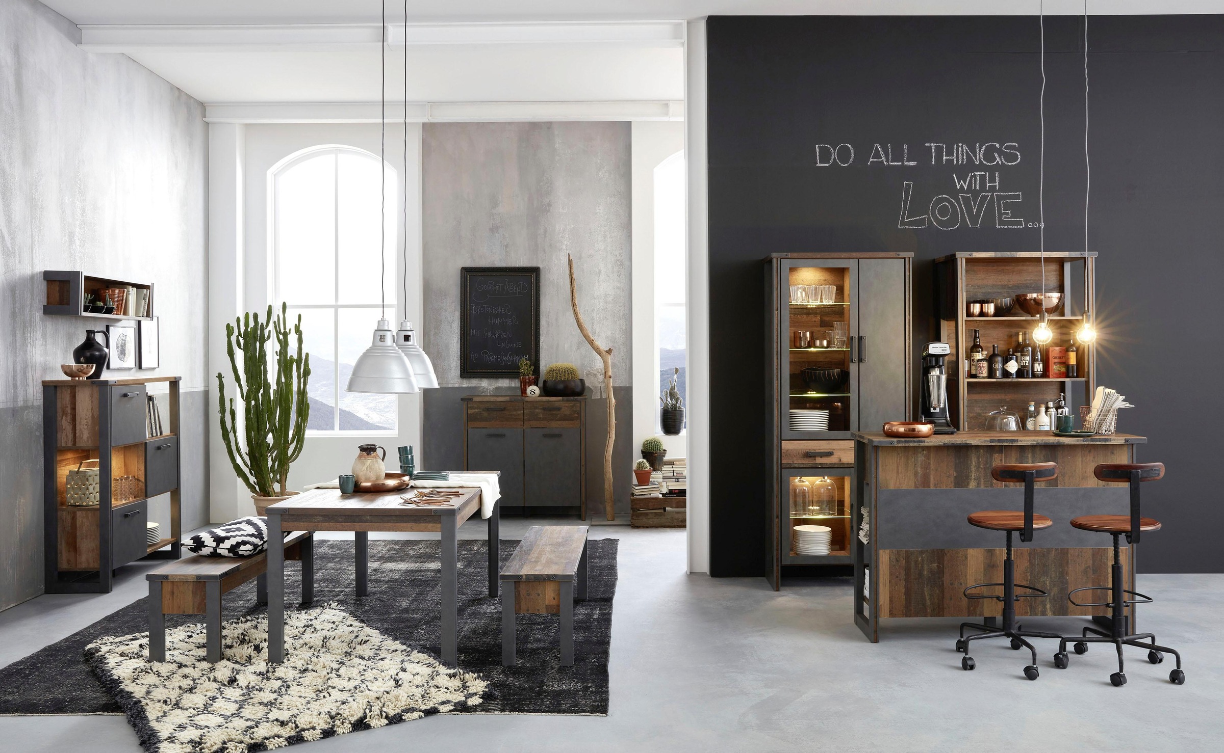 Home affaire Kommode »Bristol« Rustikaler Wohnzimmerschrank mit 2 Schubladen und 4 Fächern