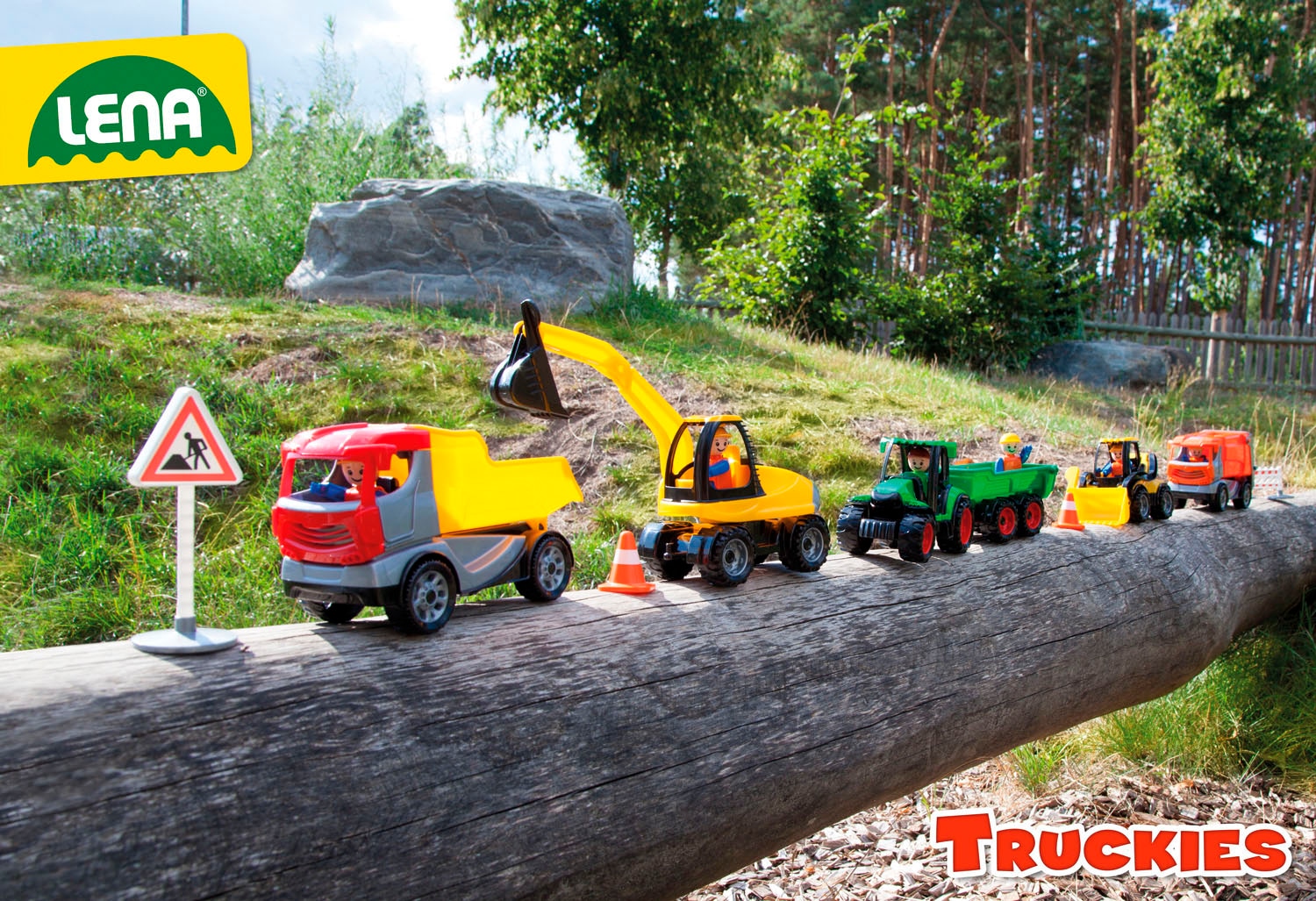 Lena® Tracteur jouet »Truckies« mit Anhänger; inklusive Spielfigur; Made in Europe