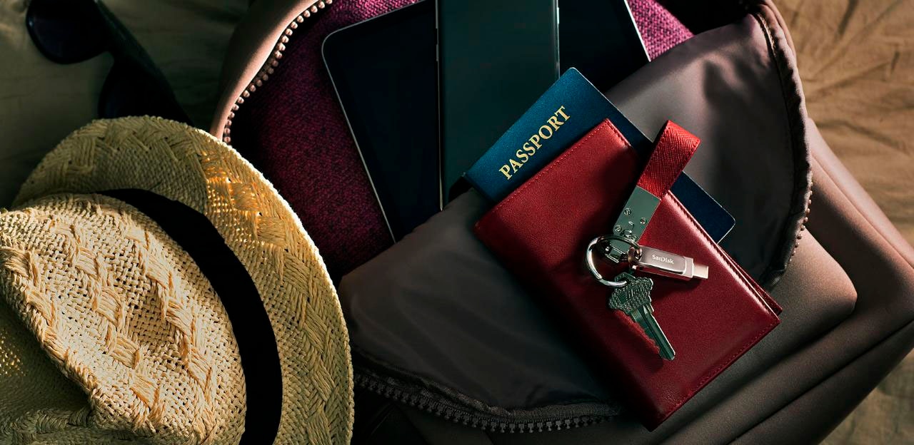 Sandisk Clé USB »Ultra® Dual Drive Luxe USB Type-C™ 128 GB« (128GB GB Lesegeschwindigkeit 150 MB/s)