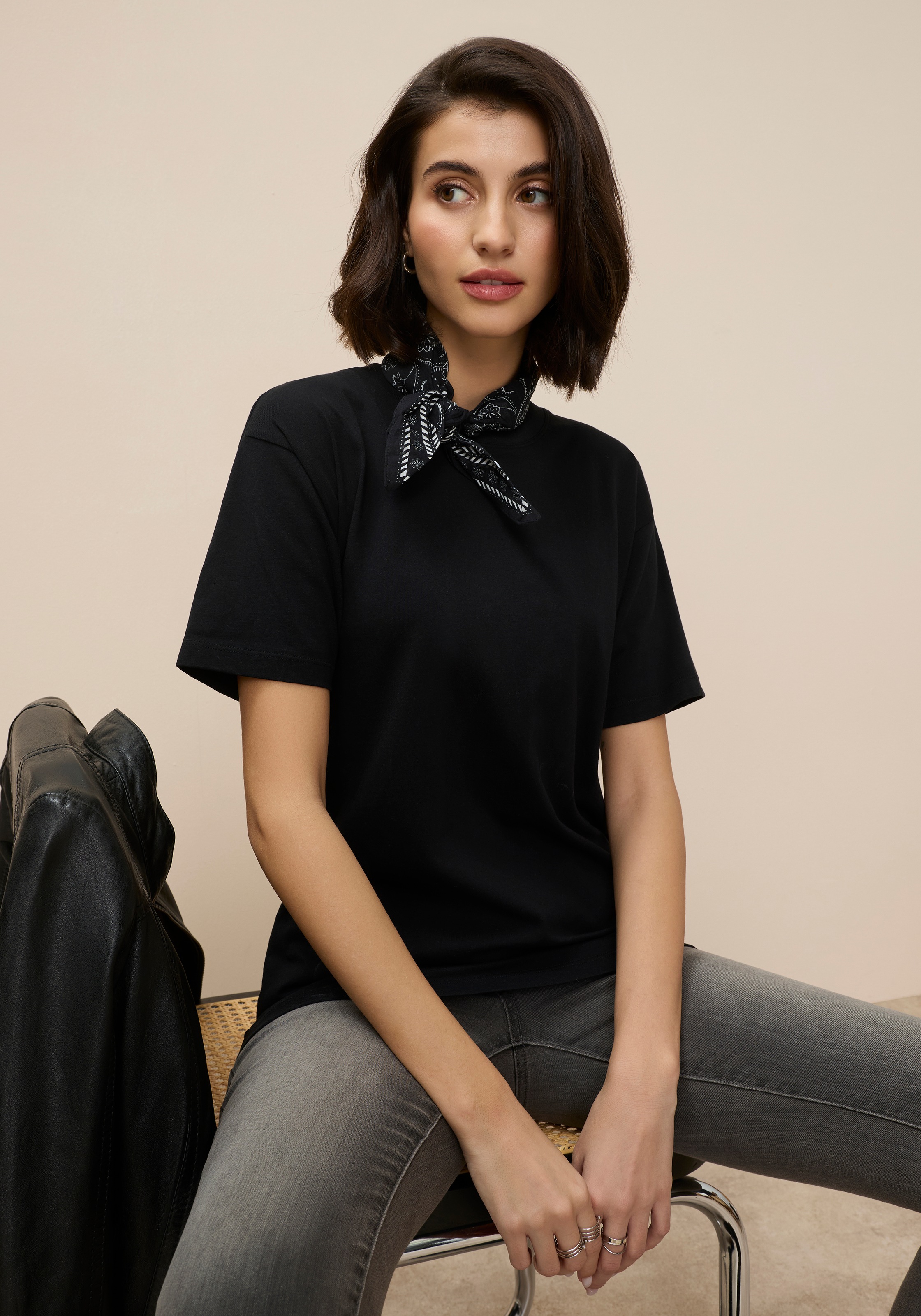 Tamaris T-shirt oversize in Longform mit abgerundetem Saum