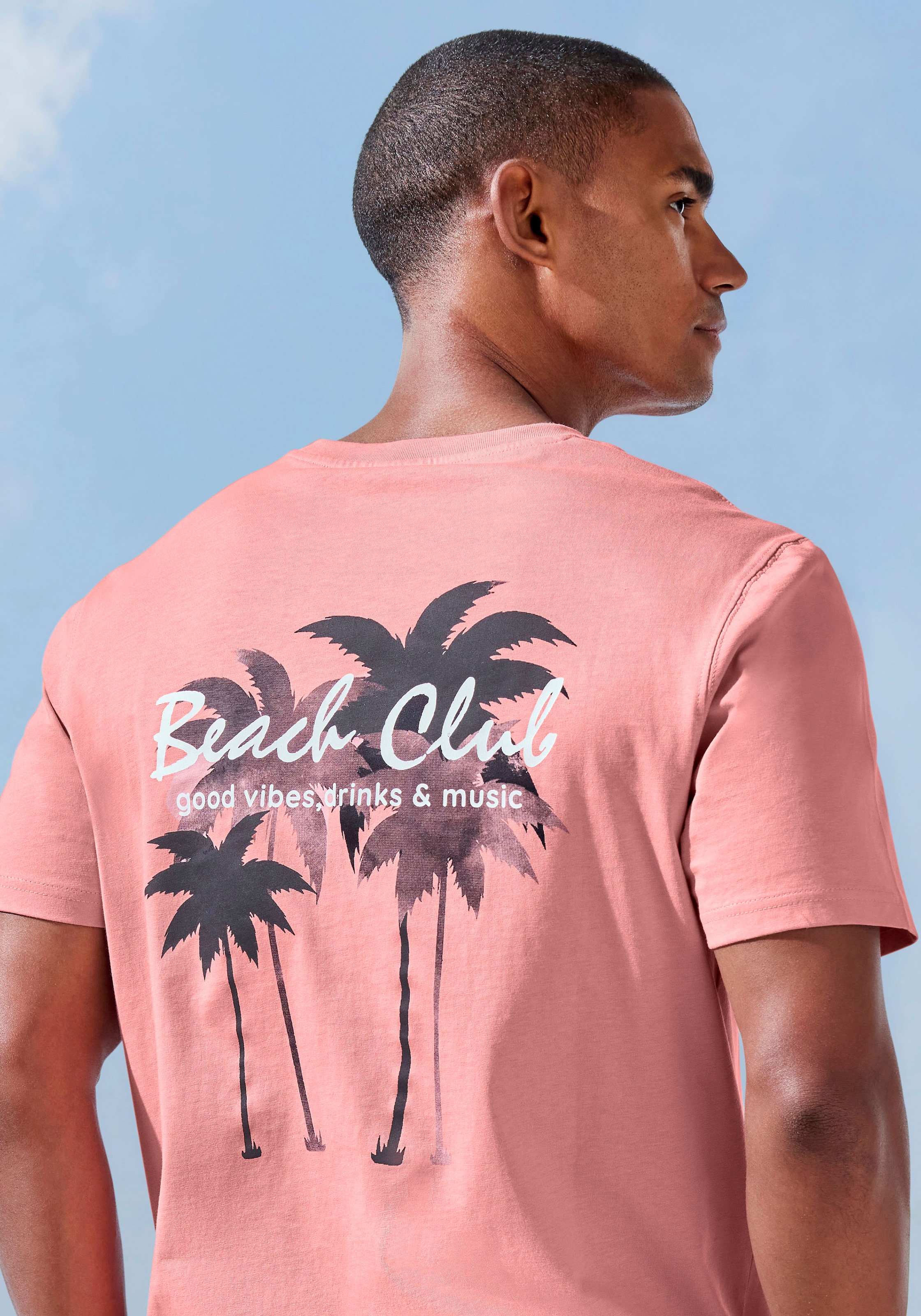 Beachtime T-Shirt »mit grossem Rückenprint« Regular-Fit, mit Print vorn und hinten