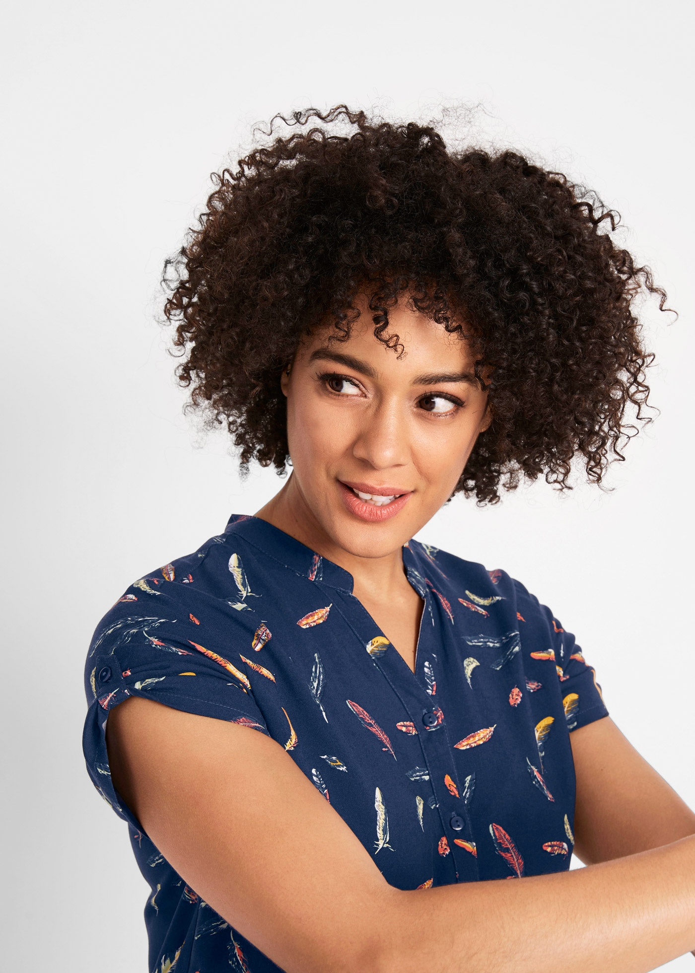 bonprix Blouse à manches courtes lockere Passform, für Sommermode und Casualmode, aus Viskose