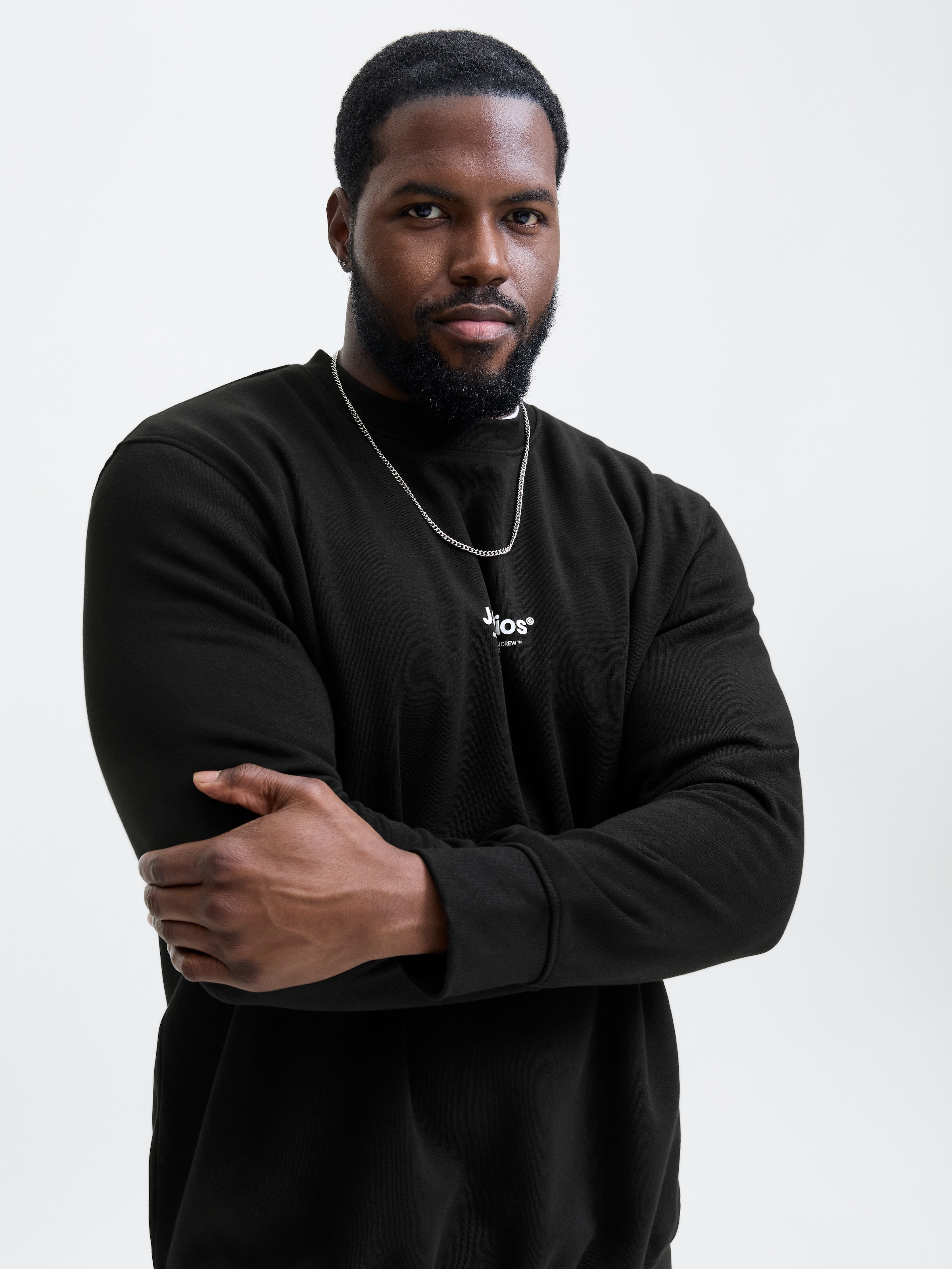 Jack & Jones PlusSize Sweatshirt »JJESOHO SWEAT CREW NECK NOOS PLS« mit Logobranding