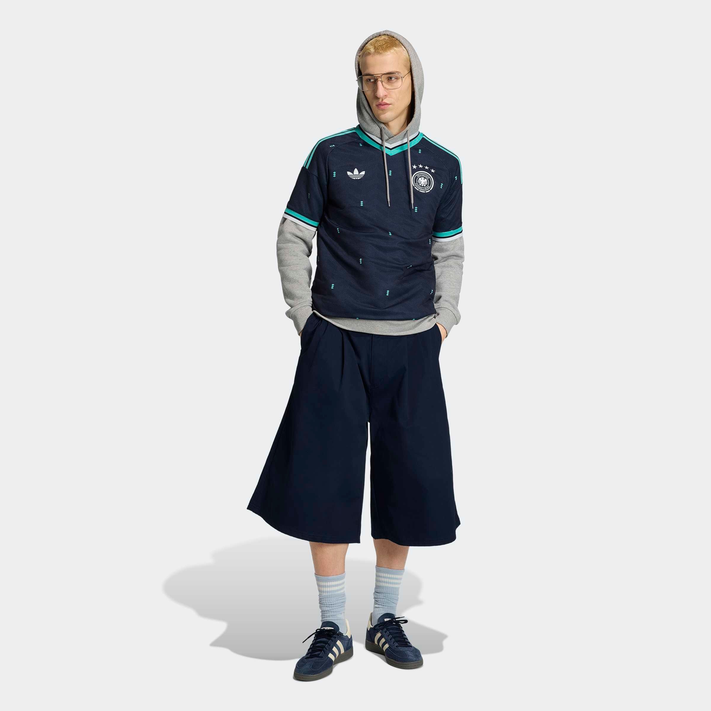 adidas Performance Maillot de foot »DEUTSCHLAND 26 AUSWÄRTSTRIKOT« avec technologie Climacool®, col en V, ceinture côtelée