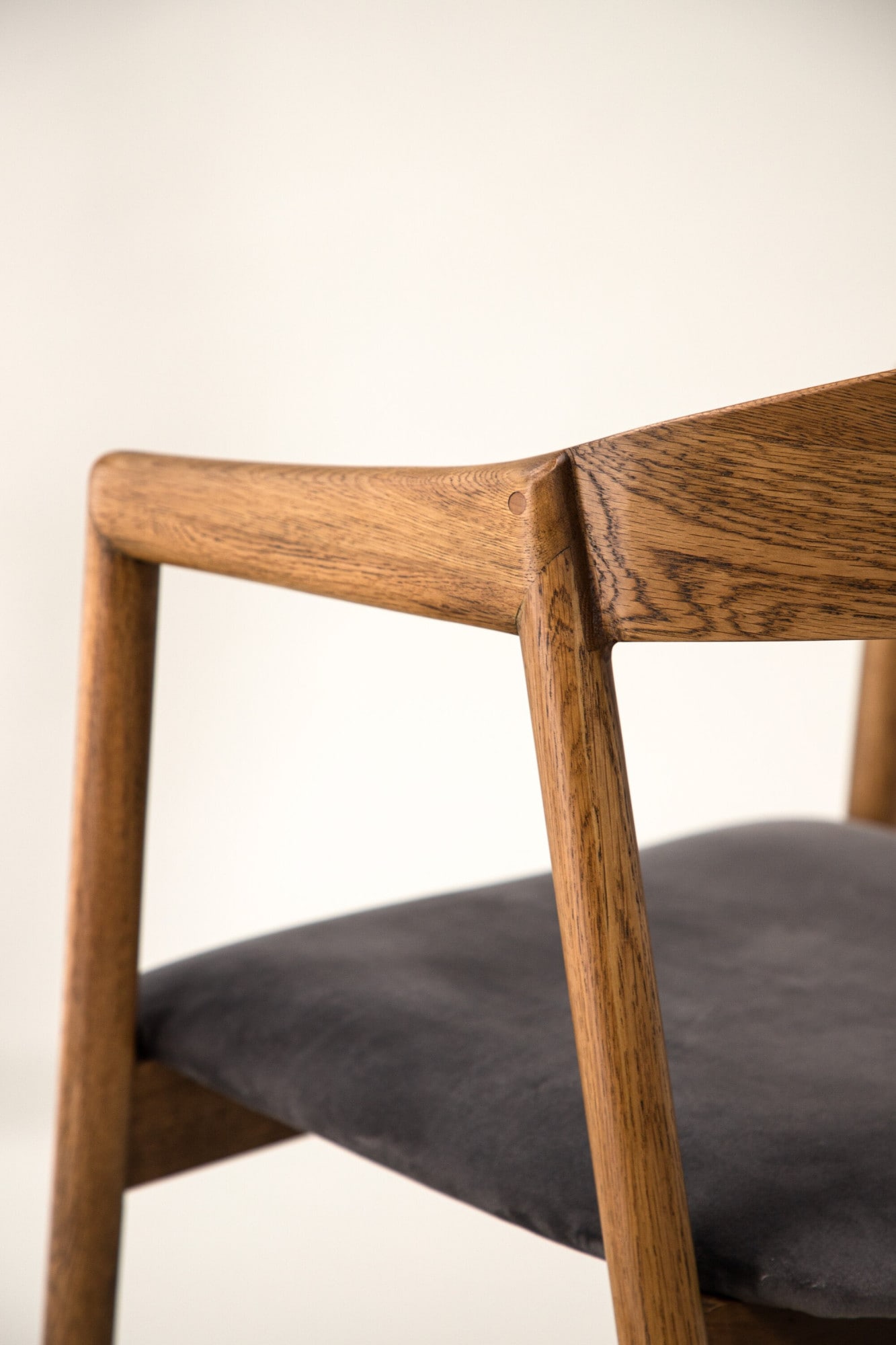 Venture Home Chaise de salle à manger »Långön, 2er-Set Esszimmerstühle aus Massivholz mit Armlehnen, 150 kg« () chaise en bois, frêne, siège rembourré, robuste, style scandinave