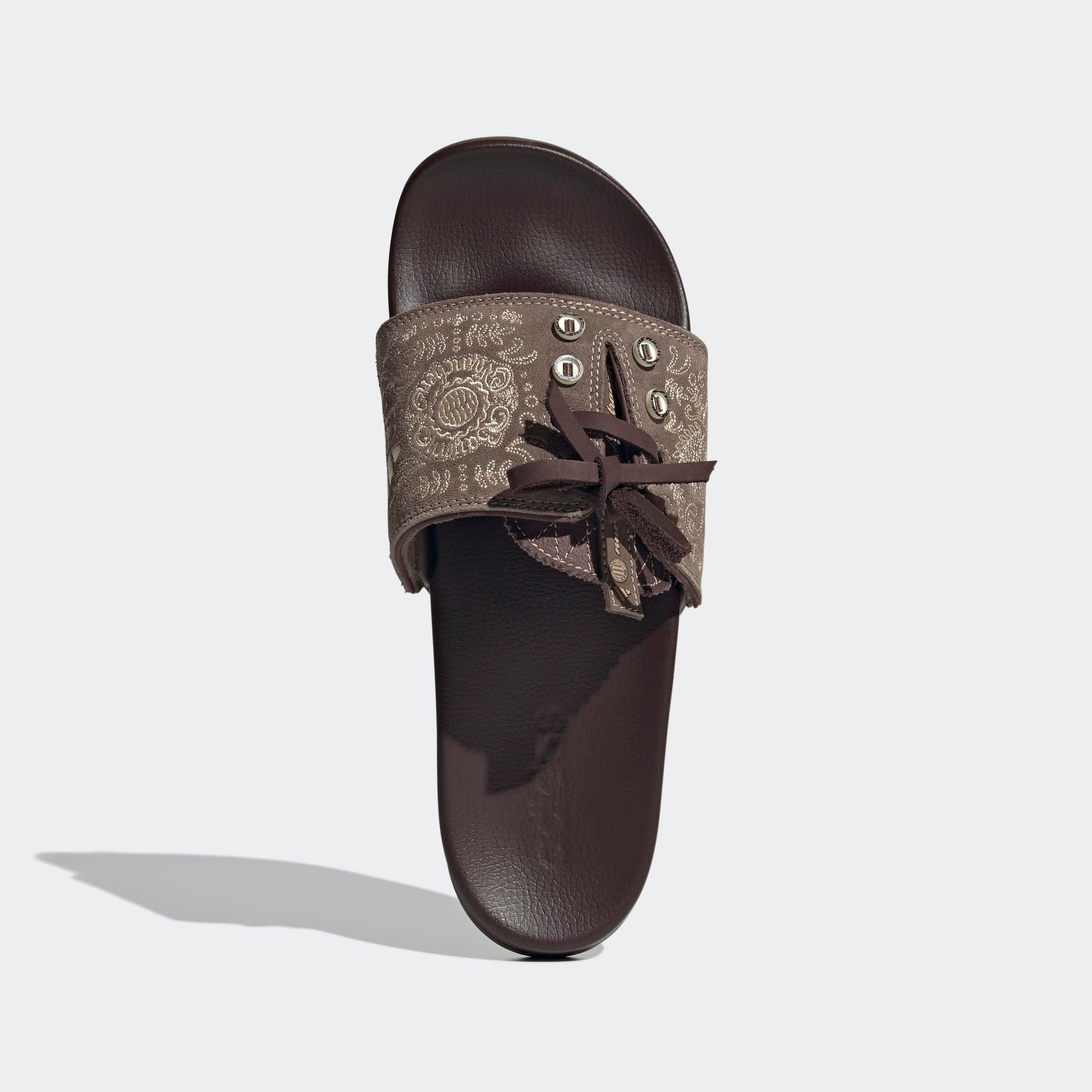 adidas Sportswear Badesandale »ADILETTE COMFORT BADESCHLAPPEN«  Wiesn, Oktoberfest