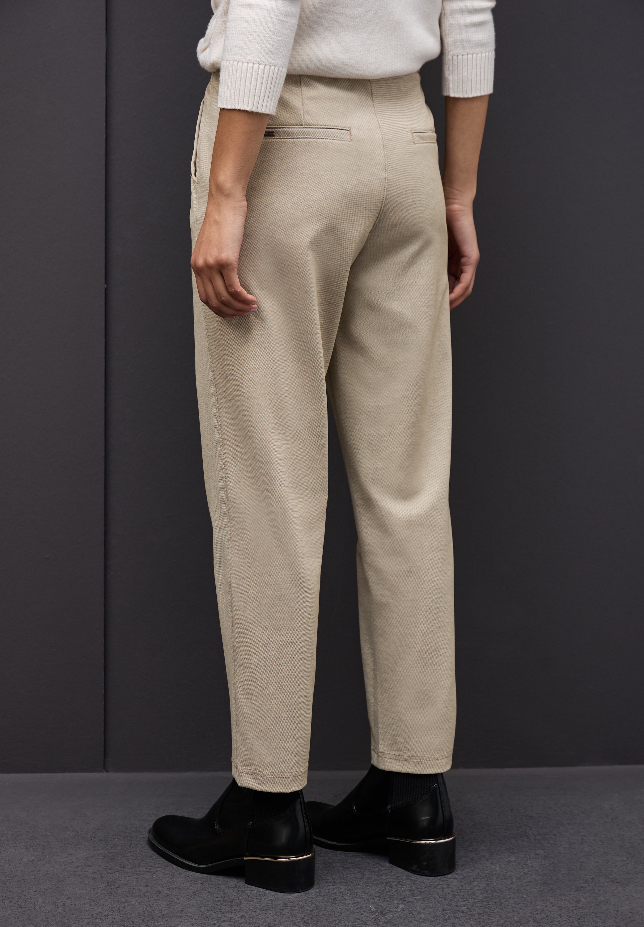STREET ONE Pantalon de jogging »Style Bonny«  mit Schnallendetail