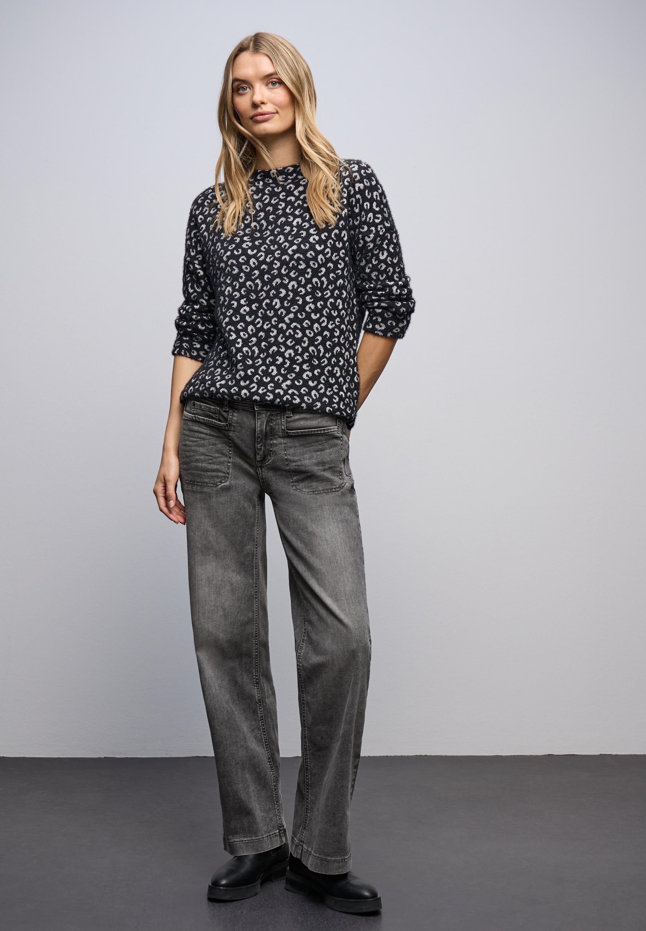 STREET ONE Jeans large in 5-Pocket-Form