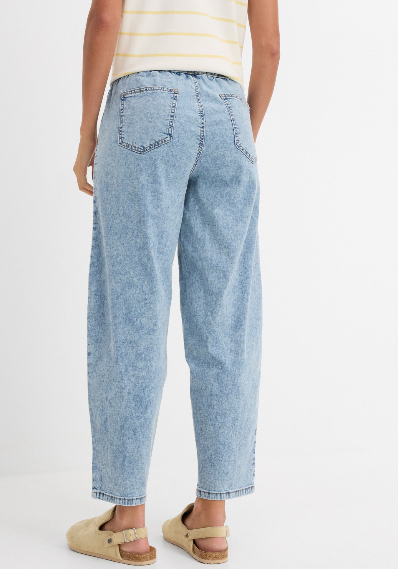 bonprix Jeans loose fit 1 forme barrel, avec ceinture élastique, avec élasthanne