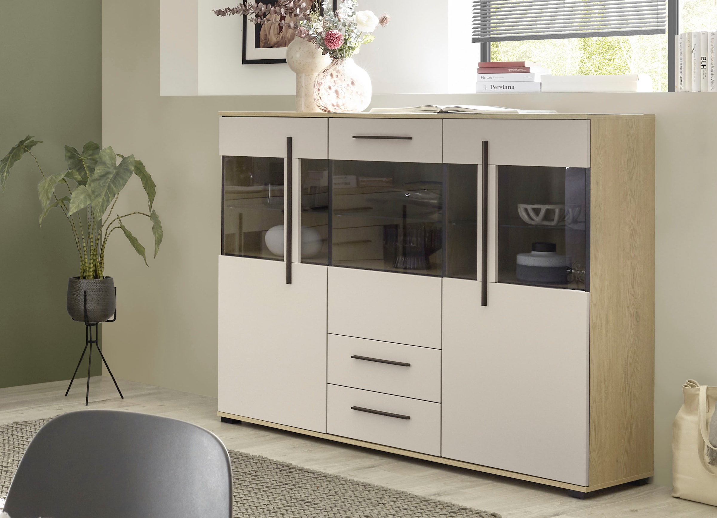 Home affaire Highboard »Cantara, moderner Schrank, Vitrine in Eiche Dekor, Weiss oder Kaschmir« schwarze Stangengriffe, ausreichend Stauraum, vielseitig einsetzbar
