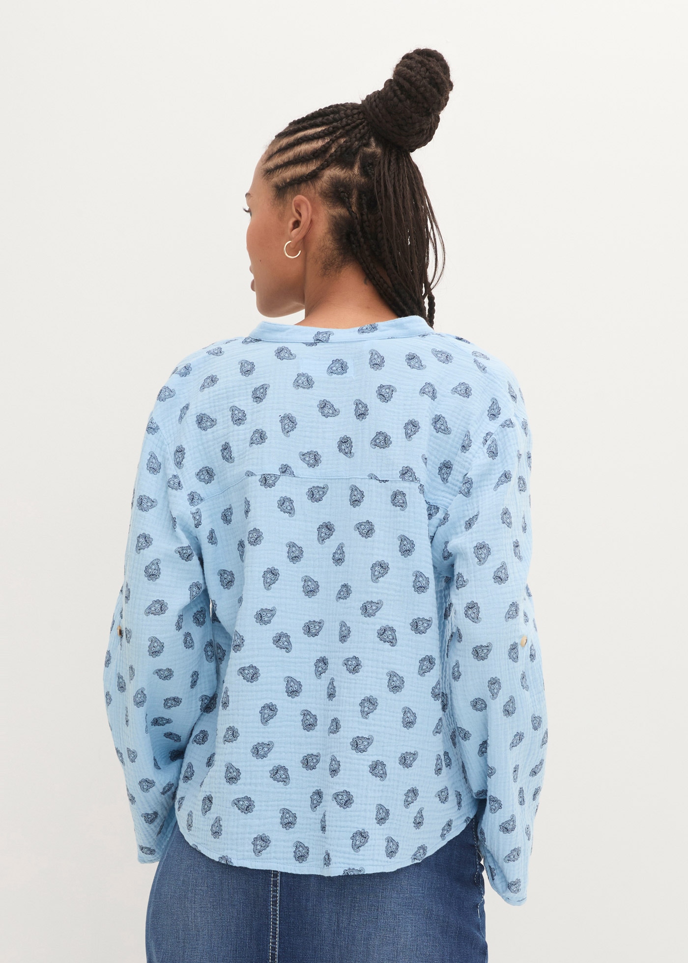 bonprix Blouse à manches longues »Oversize-Bluse aus luftigem Musselin« Oversize-Passform, für den Alltag, aus Musselin, mit V-Ausschnitt
