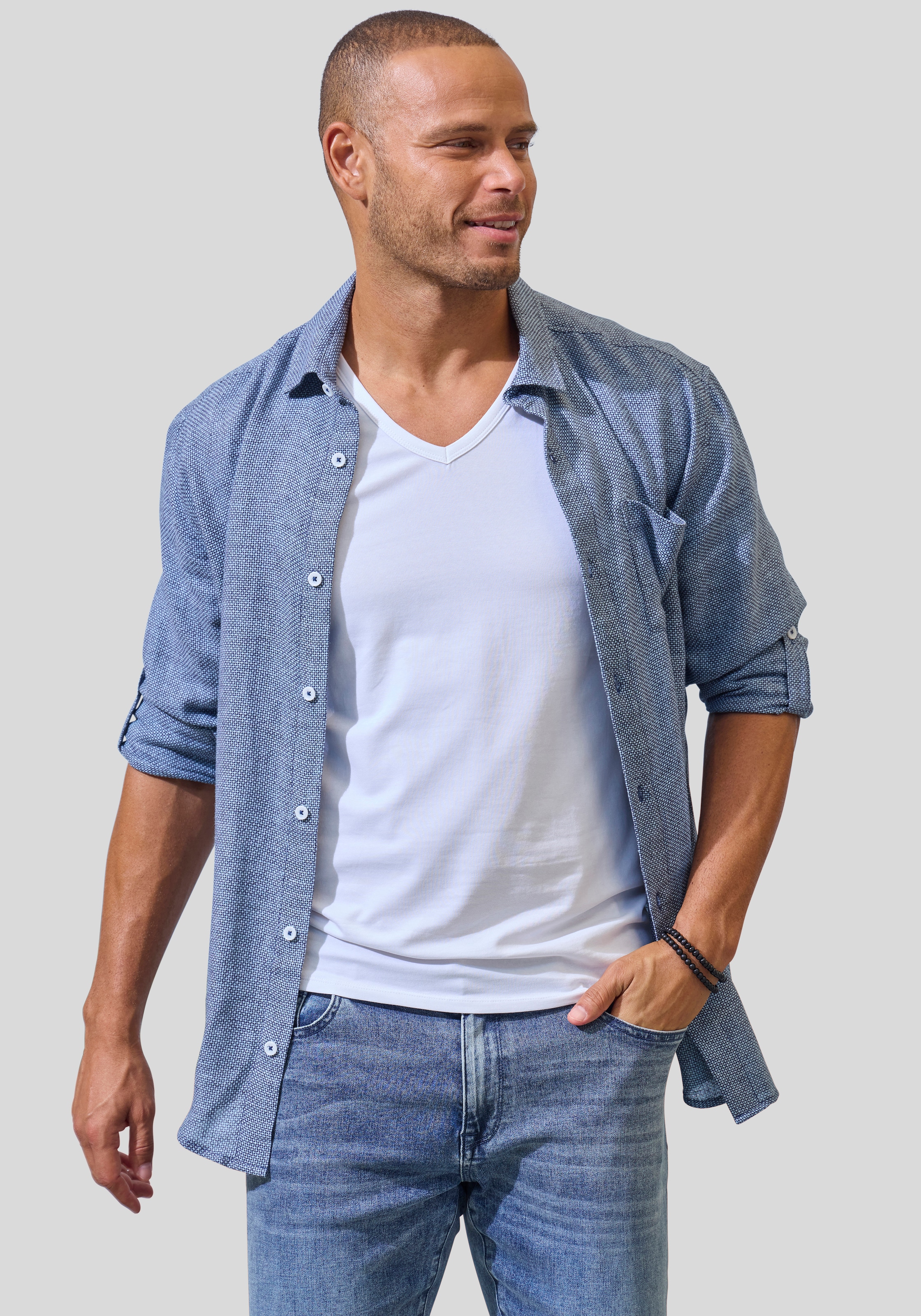 John Devin T-Shirt »mit tiefem V-Ausschnitt, V-neck, Unterziehshirt« 3er-Pack,  aus elastischer Baumwollqualität