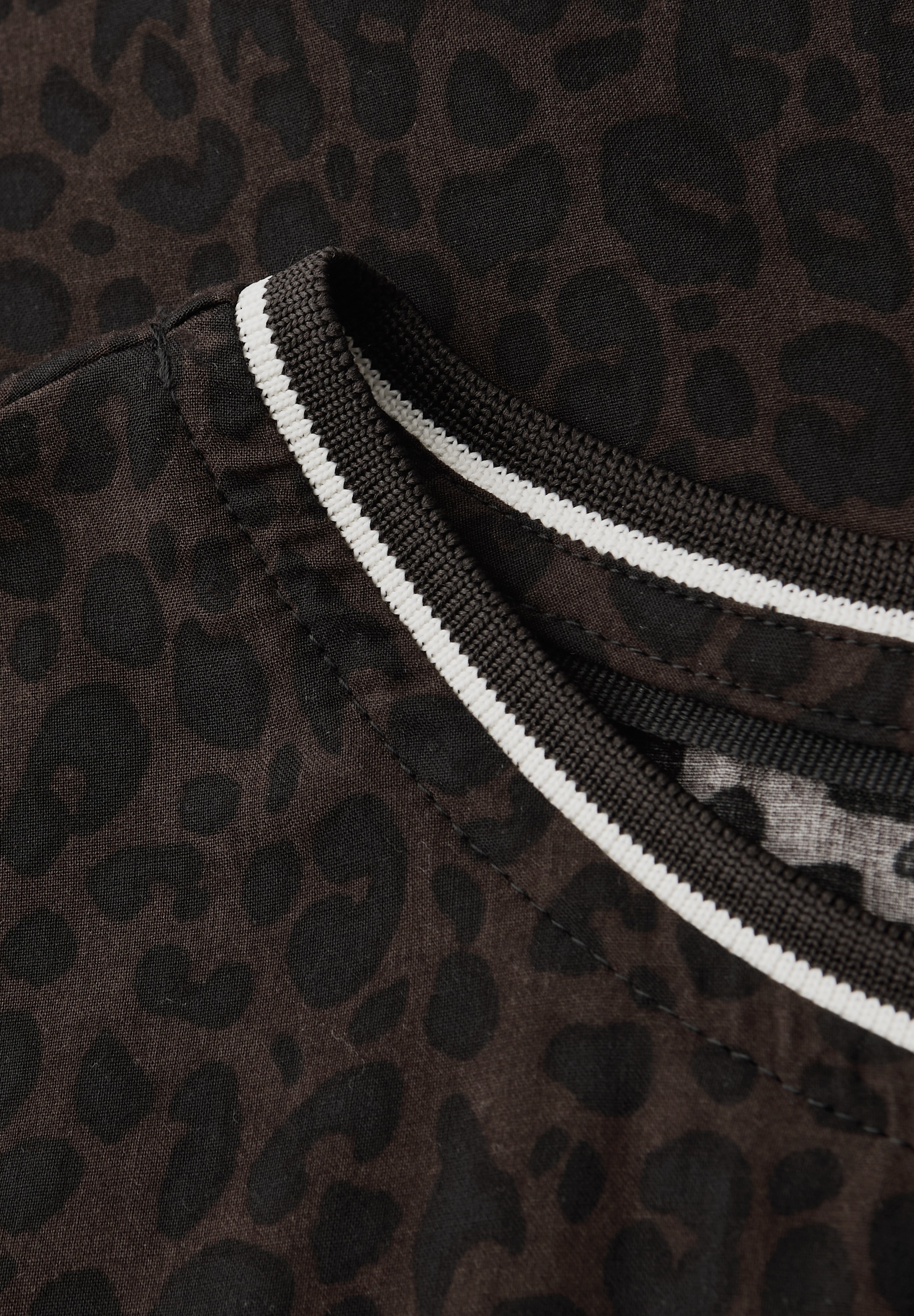 STREET ONE Langarmbluse mit Leo-Print