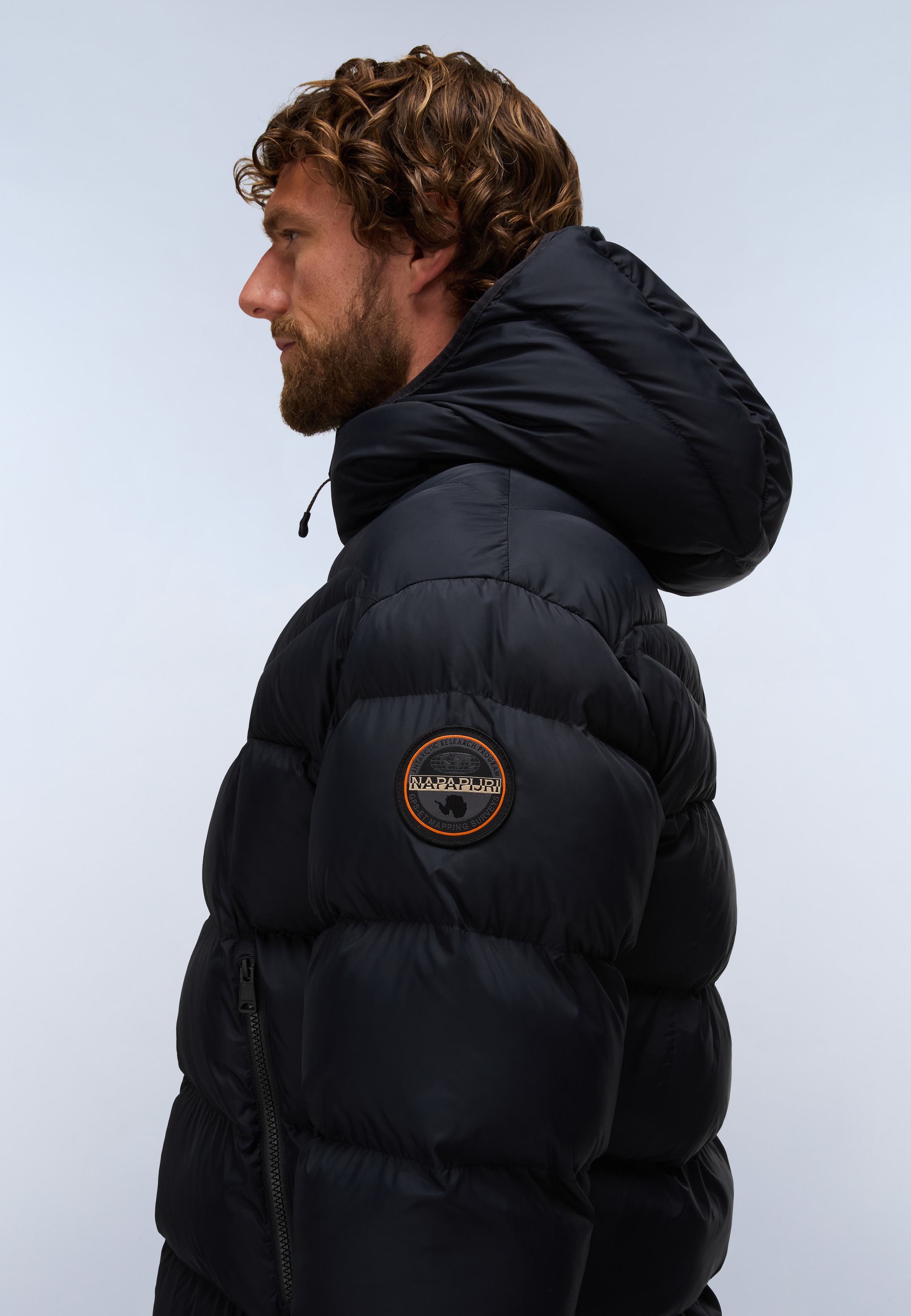 Napapijri Veste matelassée »A-MOLVENO HOOD BLACK BEAUTY« également en grandes tailles,