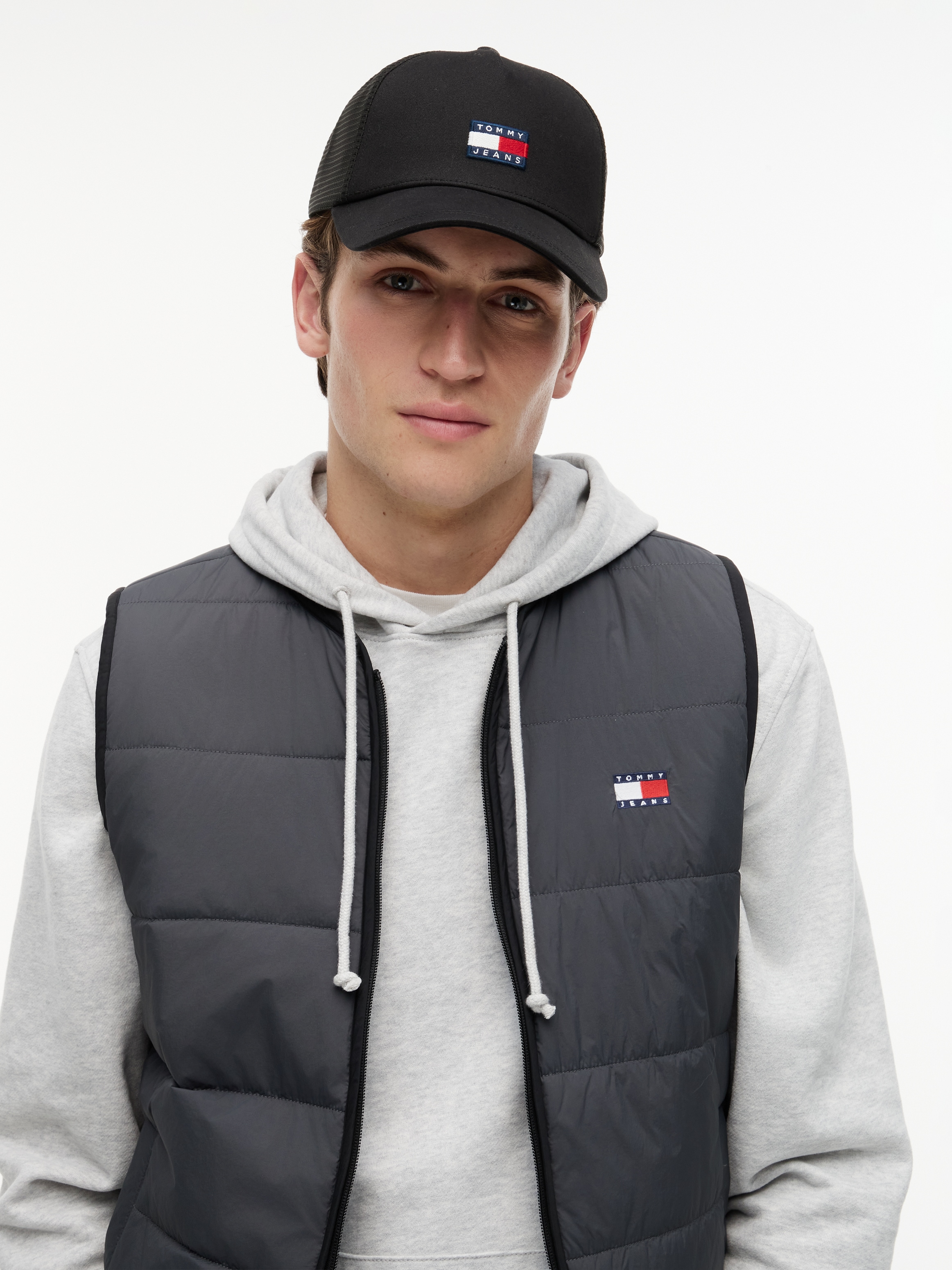 Tommy Jeans Casquette de camionneur »TJM HERITAGE TRUCKER« coupe régulière avec visière rigide
