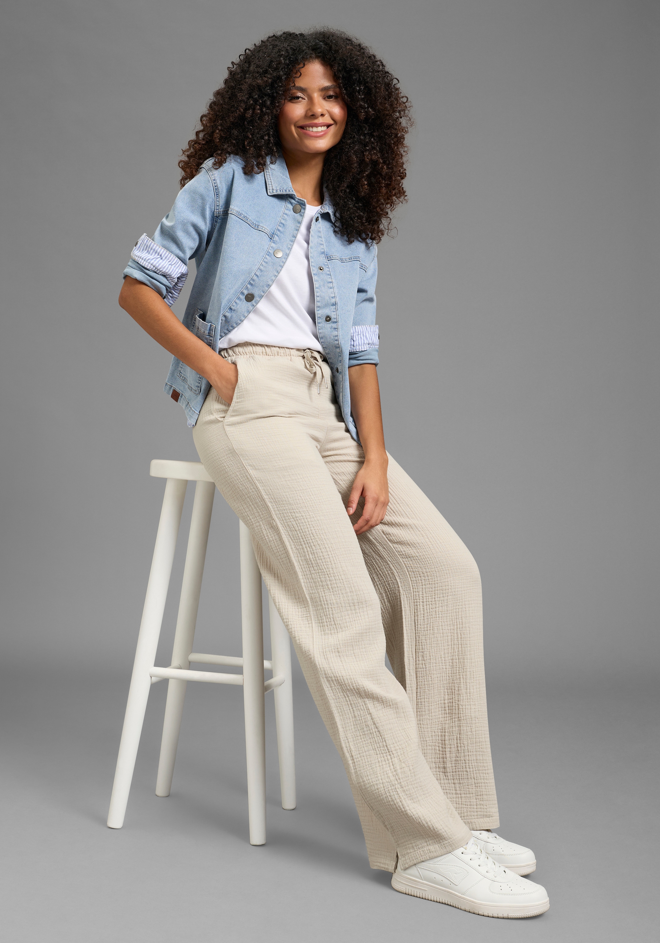 KangaROOS Pantalon palazzo  weite Hose, mit Bindeband am Bund, mit Schlitzen am Beinabschluss