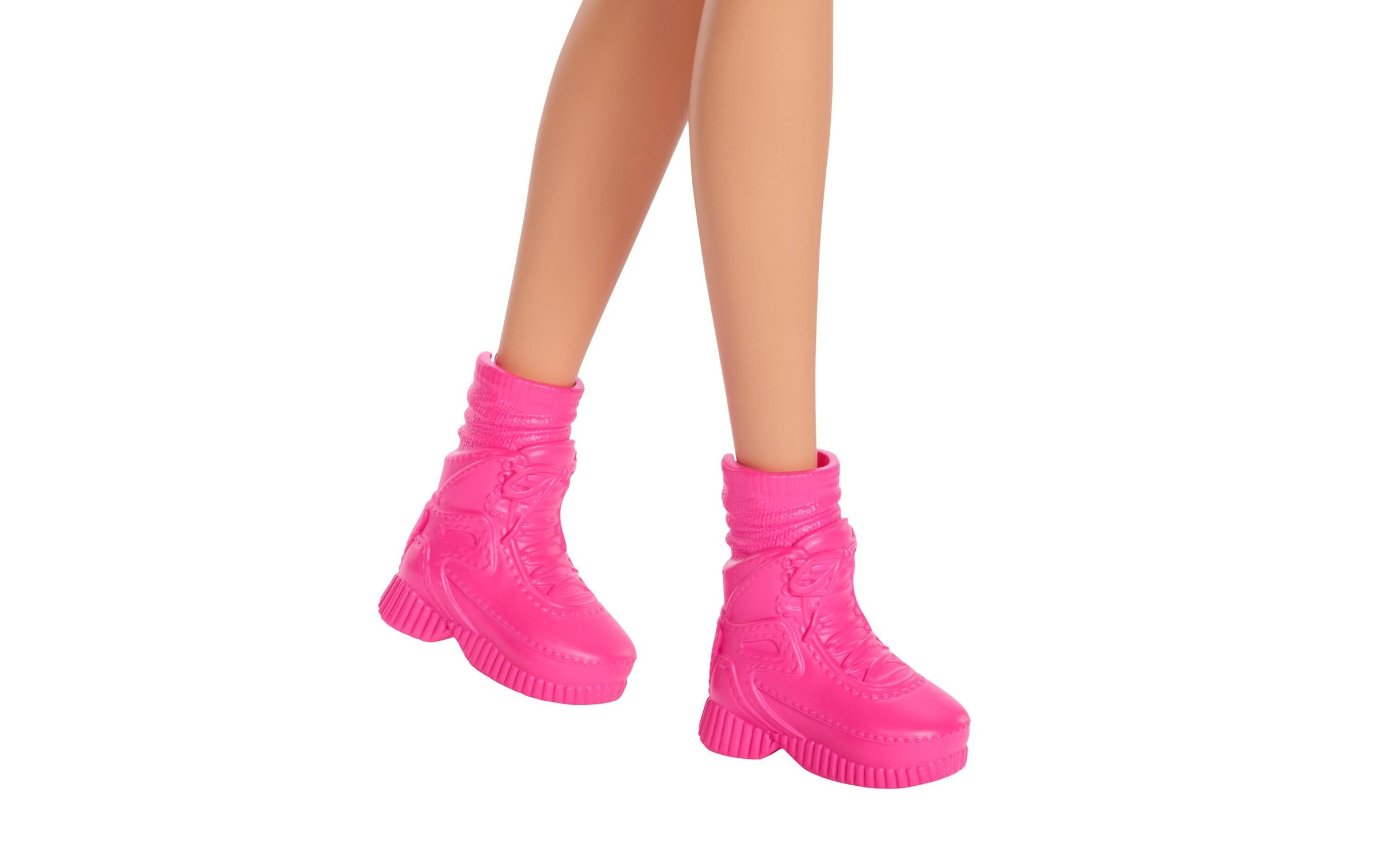 Barbie Anziehpuppe »Barbie Outdoor Adventure Malibu« inklusive Accessoires