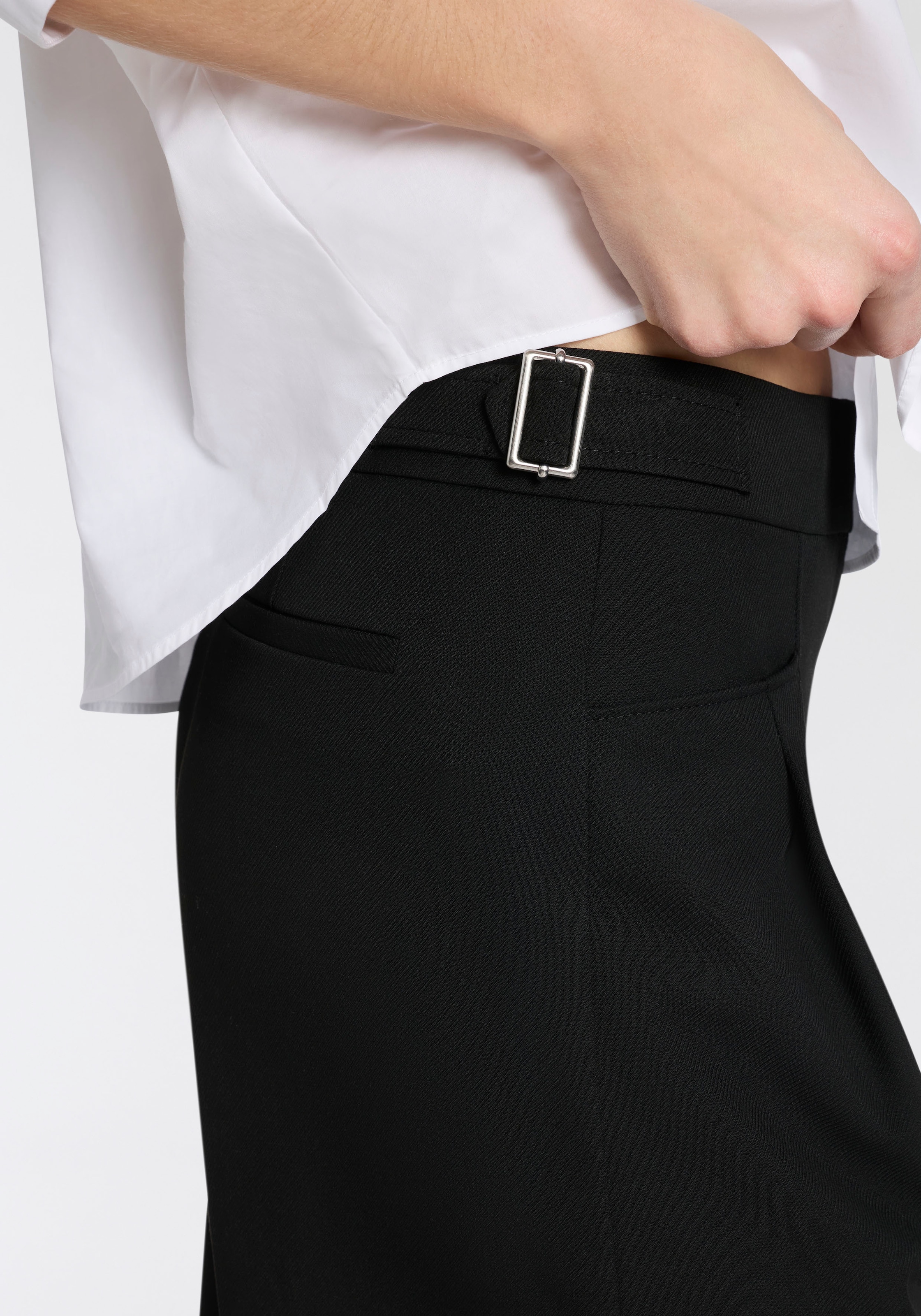 BOSS ORANGE Pantalon à pinces »Takora Premium Damenmode«  weit geschnitten, mit verstellbaren Riemen