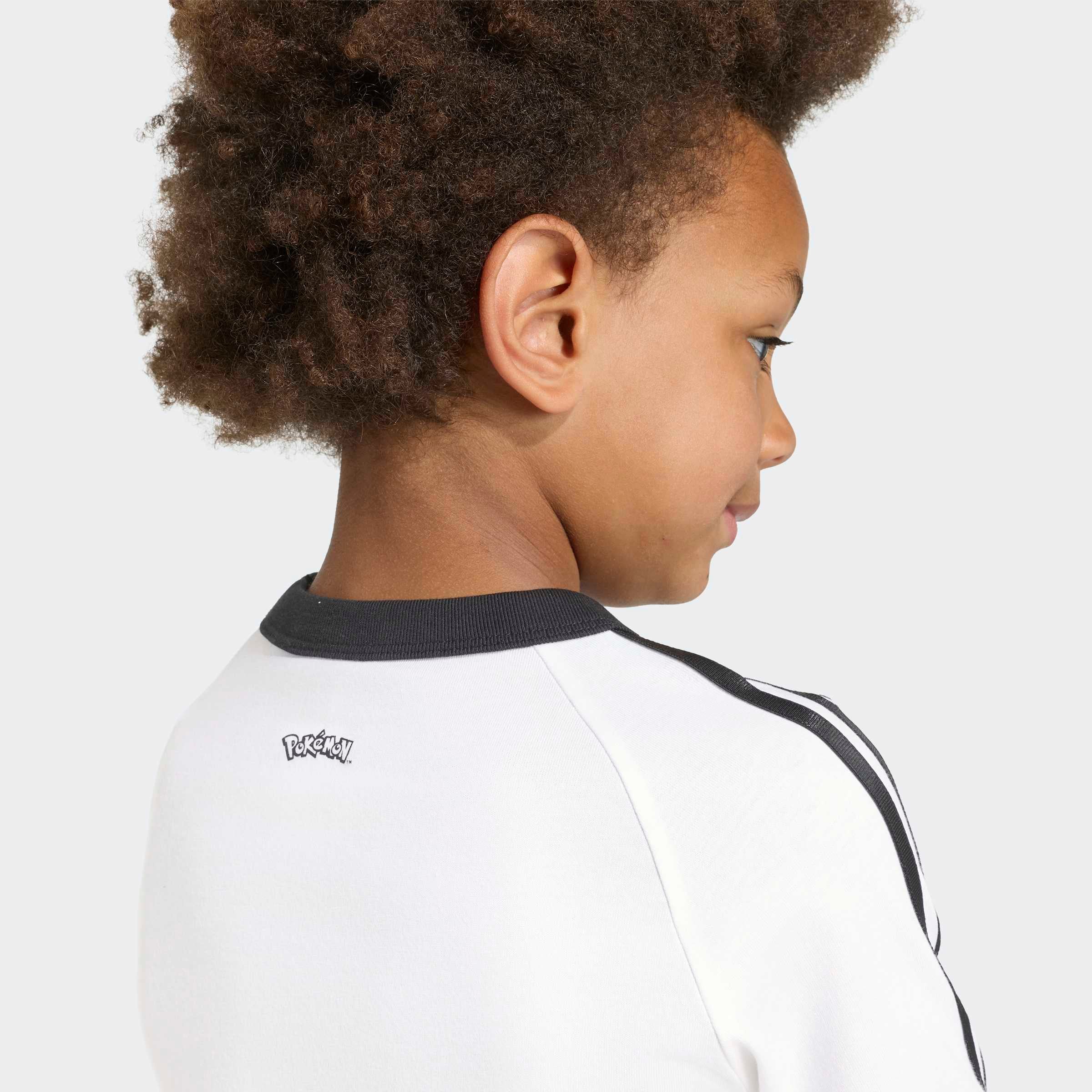 adidas Originals T-shirt »ADIDAS POKÉMON CALI, LOCKER GESCHNITTEN«