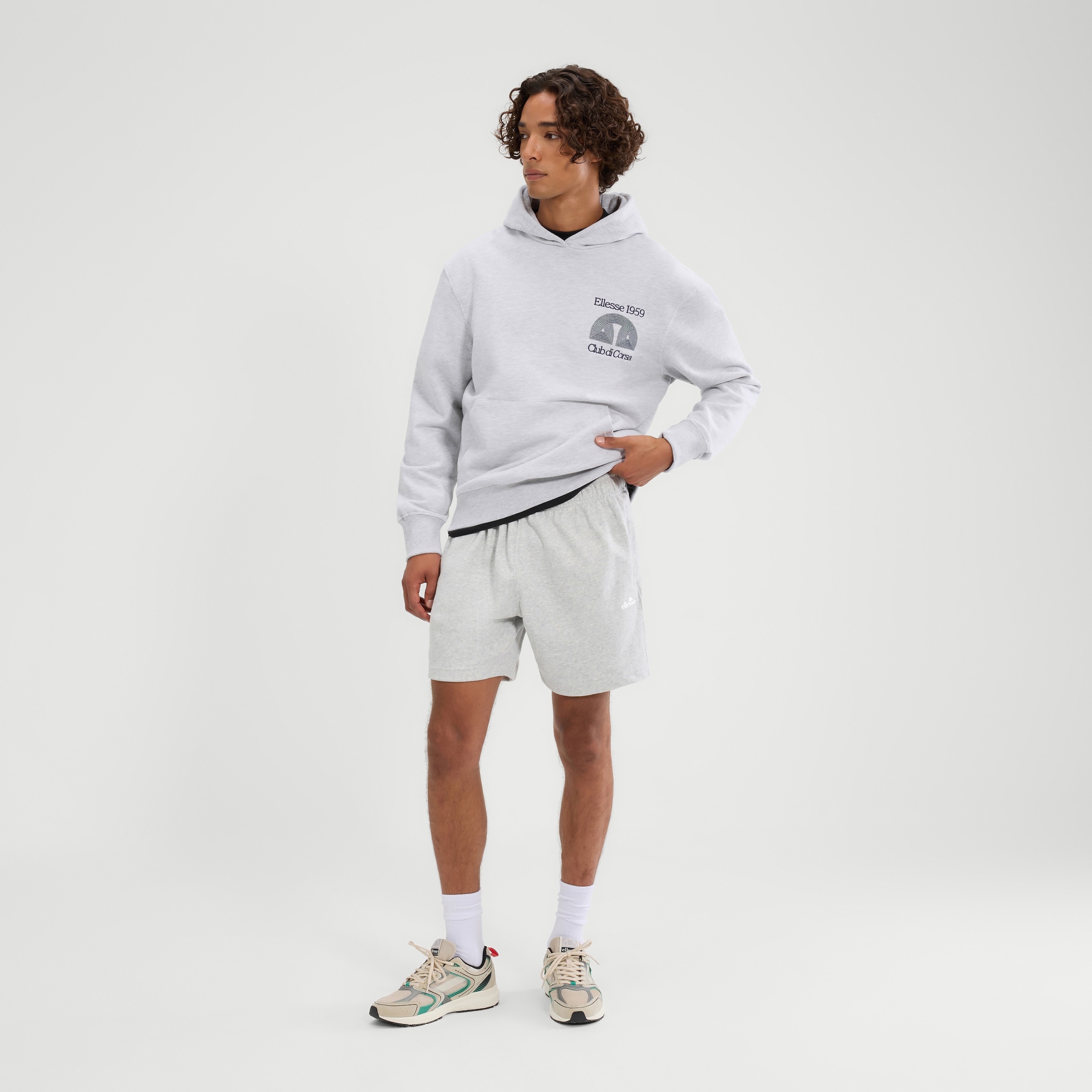 Ellesse Sweatshorts »ZANICA SHORT«  Convient aux adultes, style sportif