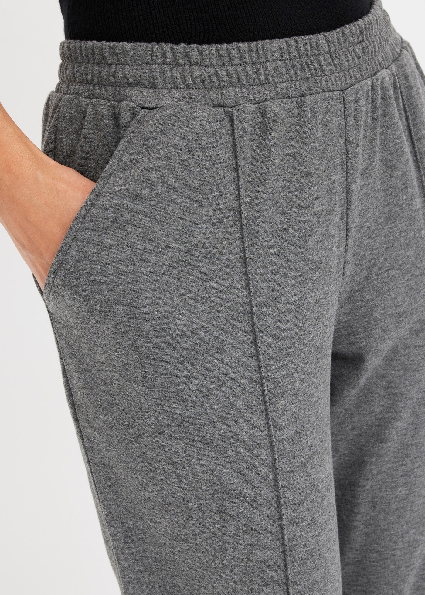 bonprix Schlupfhose  aus Polyester, Viskose und Elasthan, regular fit Passform, modisch