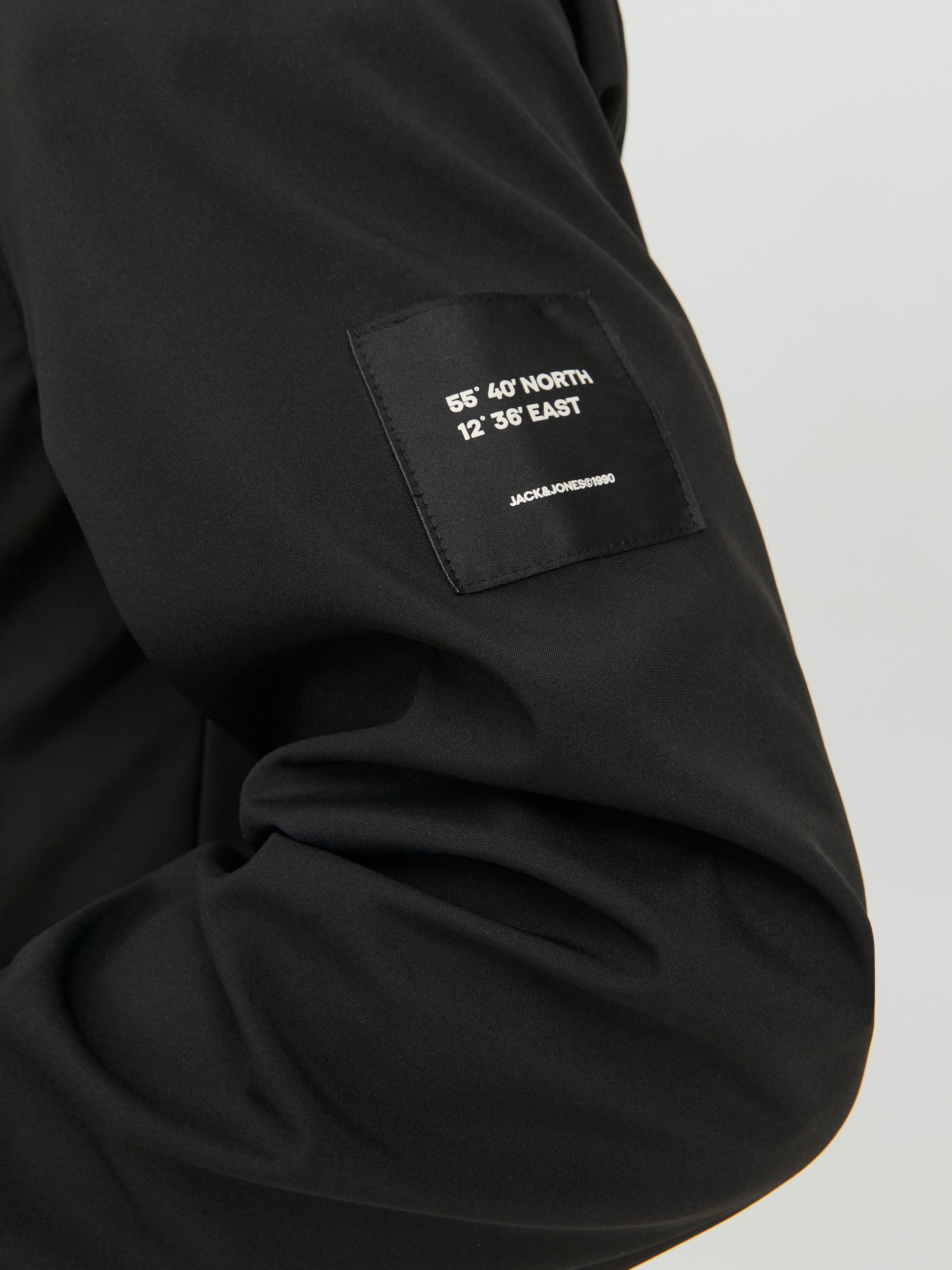 Jack & Jones Softshelljacke »JJEBASIC mit wasserabweisender Funktion« mit Kapuze Kunstfaser, regular fit