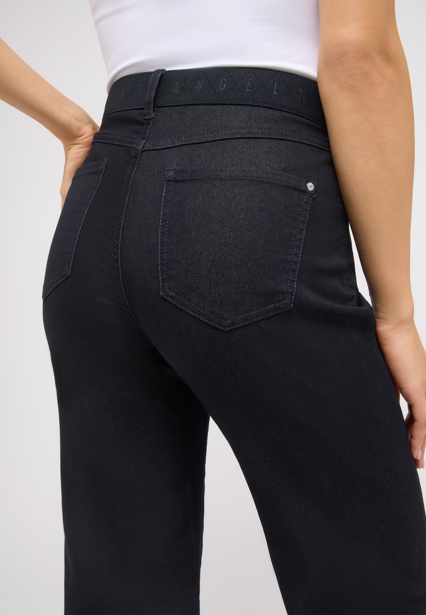 ANGELS 5-Pocket-Jeans »LIZ SPORTY« weite Passform, mit 1-Knopf-Form, mit Metallreissverschluss