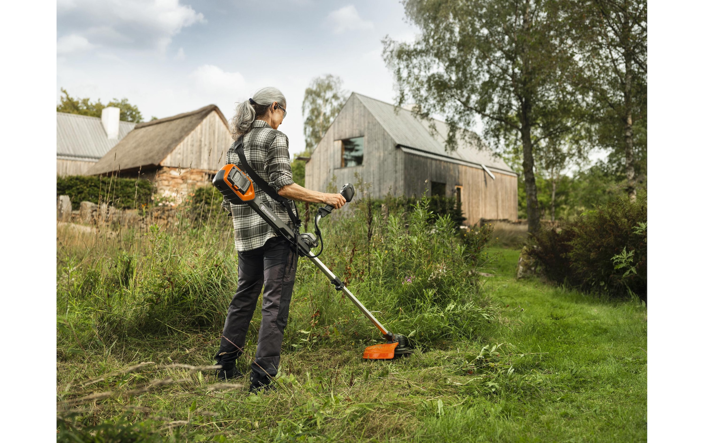 Husqvarna Coupe-bordures sans fil »220iR 36 V« Akku-Rasentrimmer mit Teleskopschaft und bürstenlosem Motor