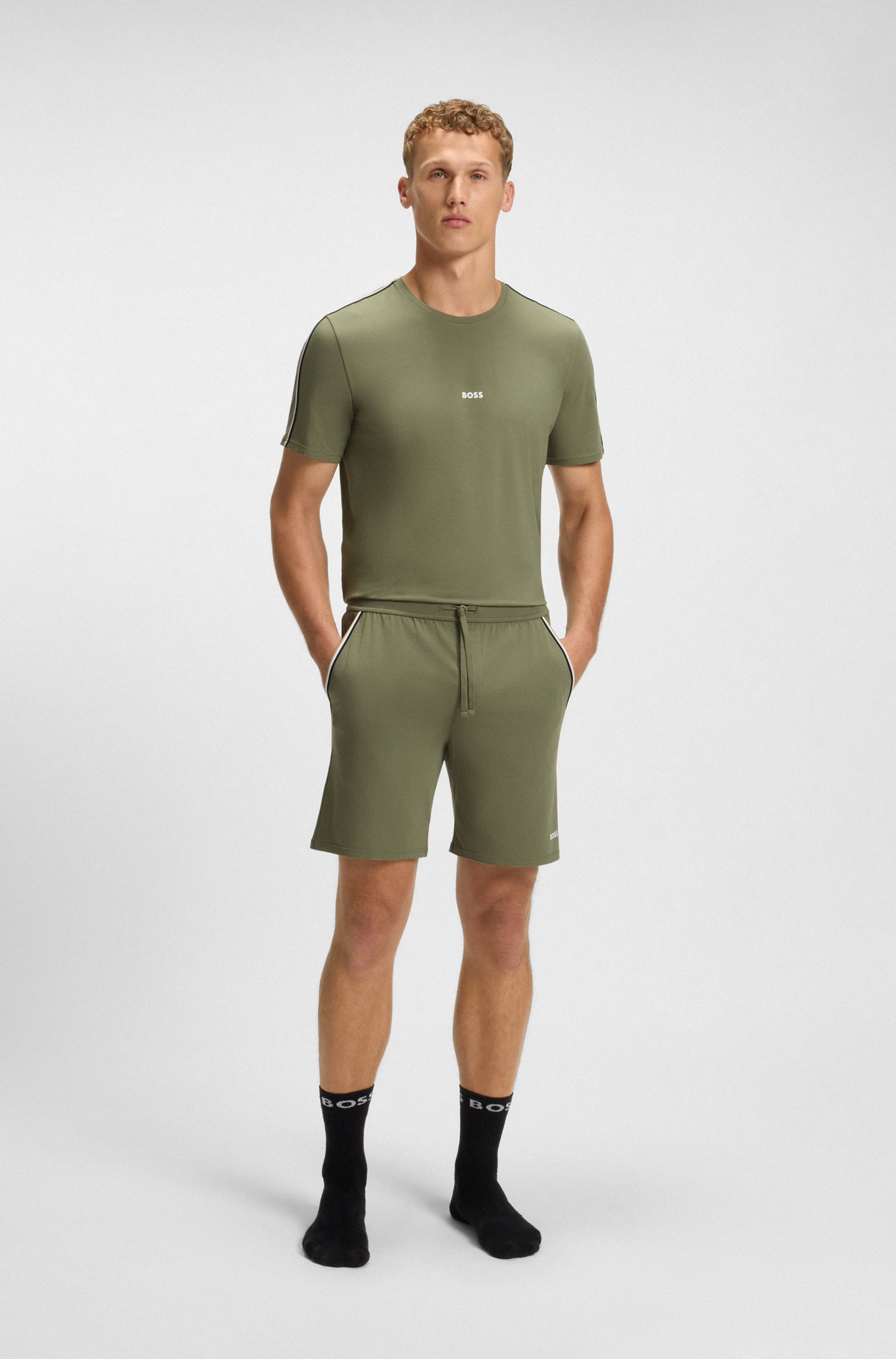 BOSS Shorts de pyjama »Unique«  aus elastischer Baumwolle mit Tape-Details