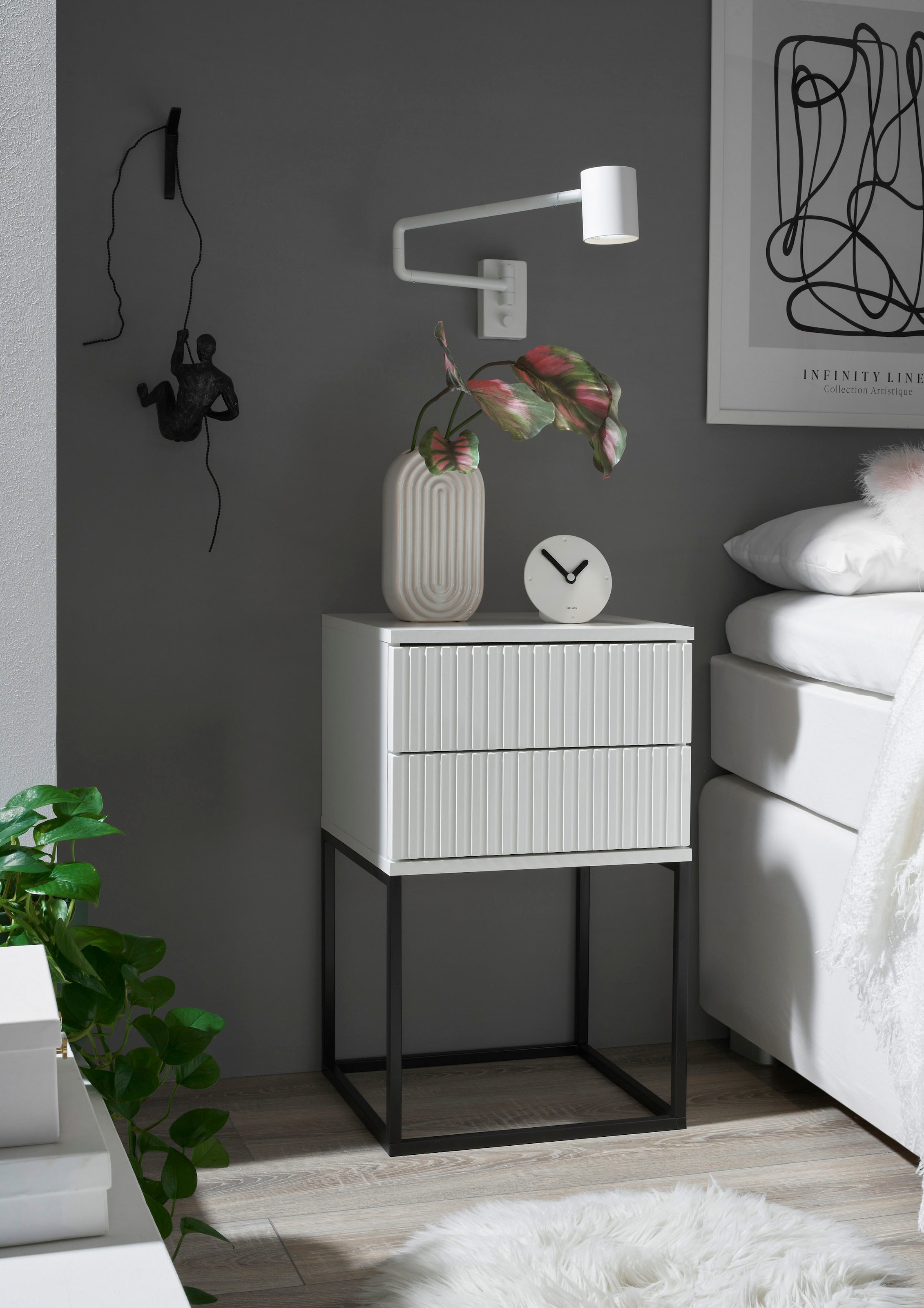 Schlafkontor Table de nuit »Marle Nachtkonsole, Nachtkästchen auf Metall-Fussgestell« Schubkasten in Rillenoptik auf schwarzem Metallgestell