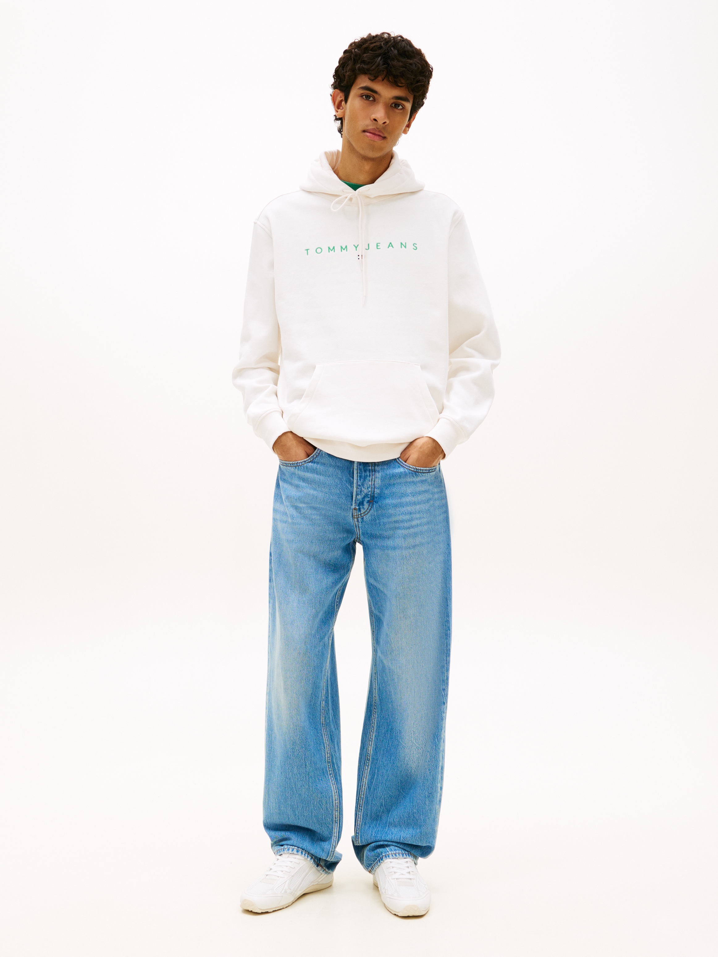 Tommy Jeans Hoodie »TJM REGULAR LINEAR LOGO HOODIE EXT«, Avec broderie logo
