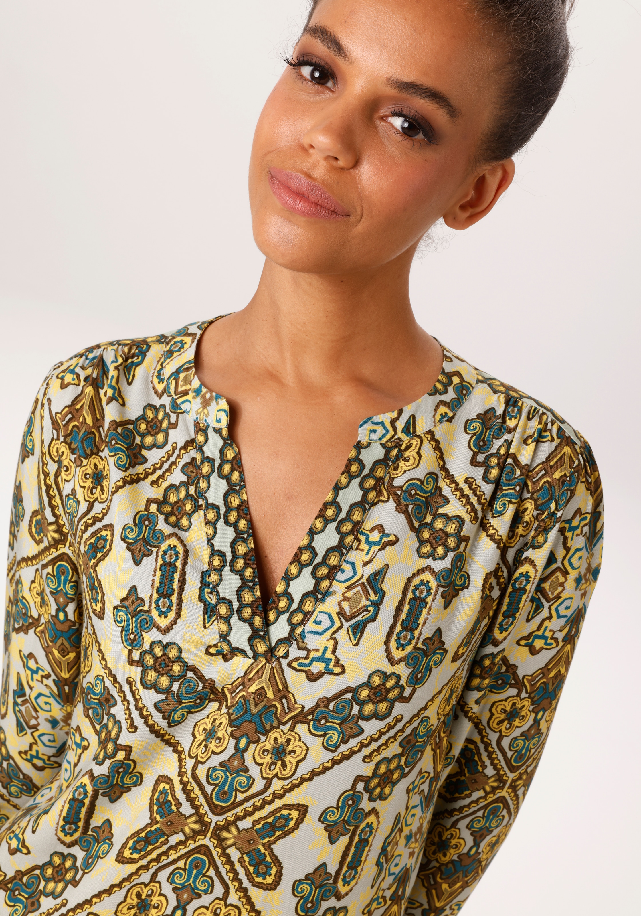 Aniston CASUAL Robe chemisier mit extravagantem, grafischen Druck - NEUE KOLLEKTION