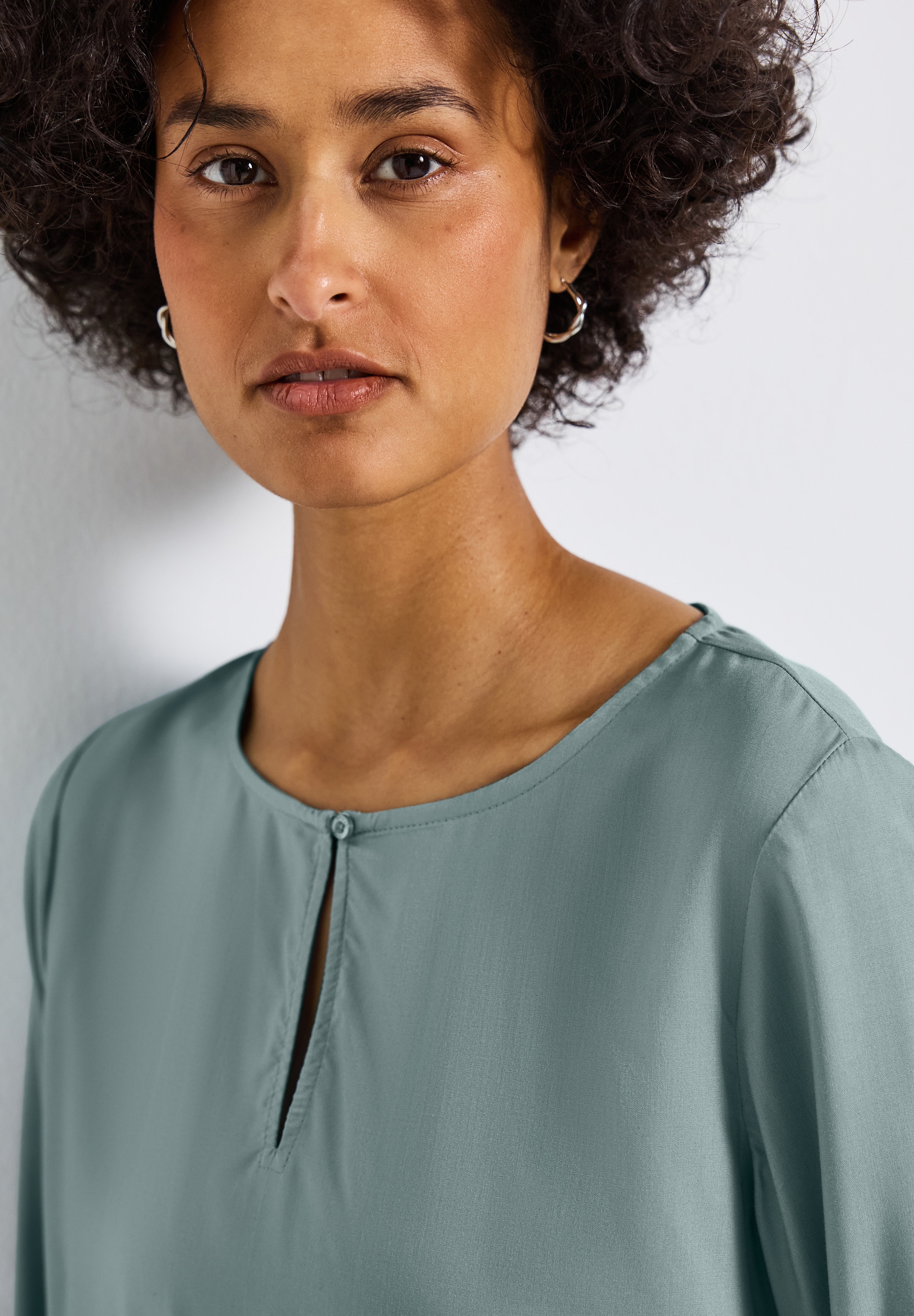 STREET ONE Blouse à manches longues , mit Cut-Out
