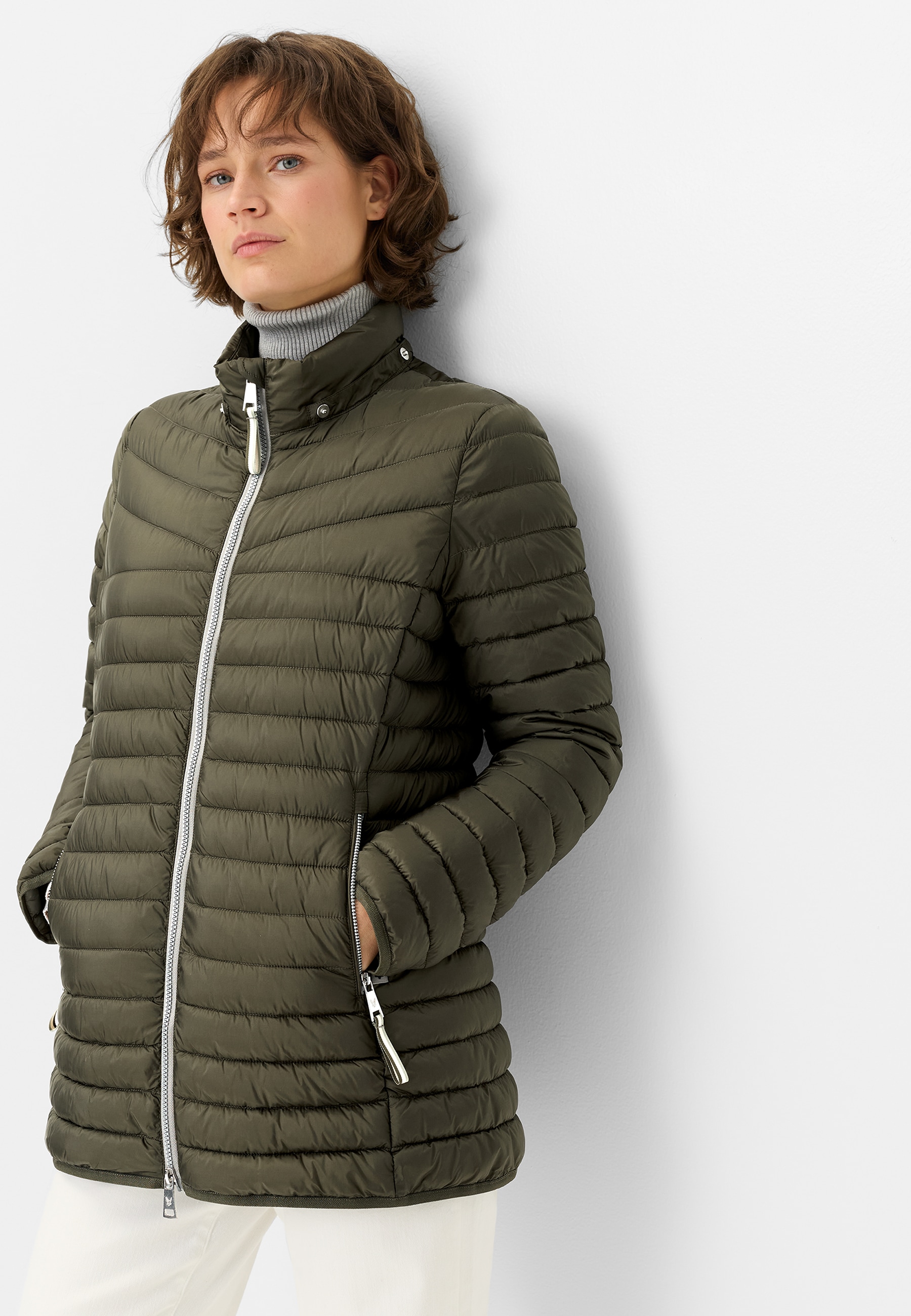Fuchs Schmitt Steppjacke mit Kapuze annehmbare Kapuze, leicht tailliert, 2-Wege-Reissverschluss