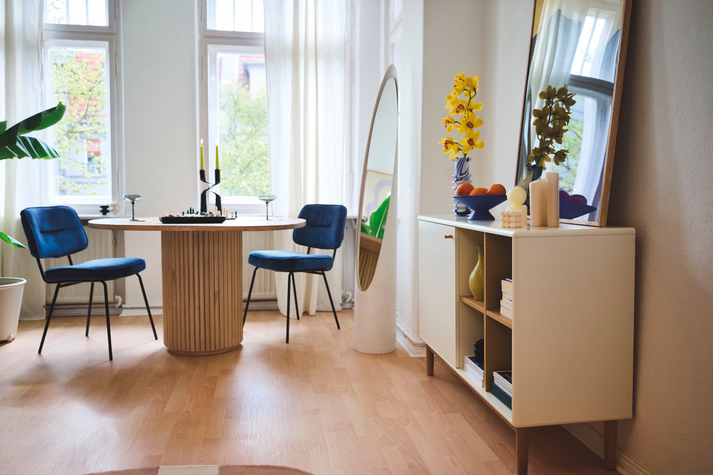 SIT Table de salle à manger »Ribbed Side Table High« avec pied colonne au look côtelé extravagant