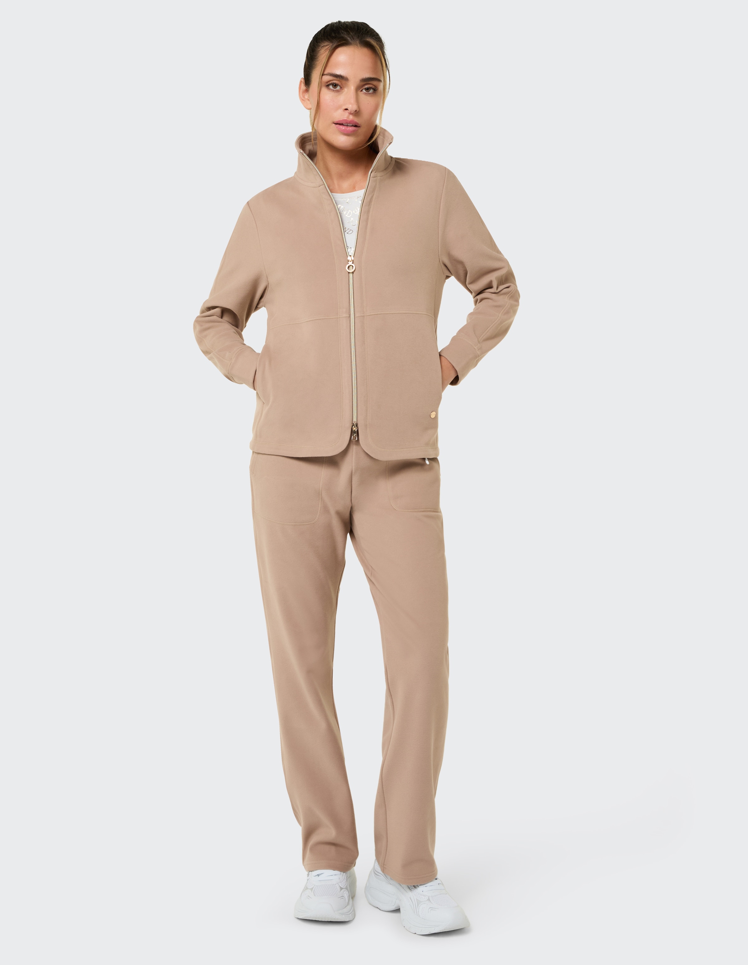 Joy Sportswear Sweatjacke »D SWEATJACKE FRANZI« aus Polyester und Elasthan, in den Grössen 36 bis 48