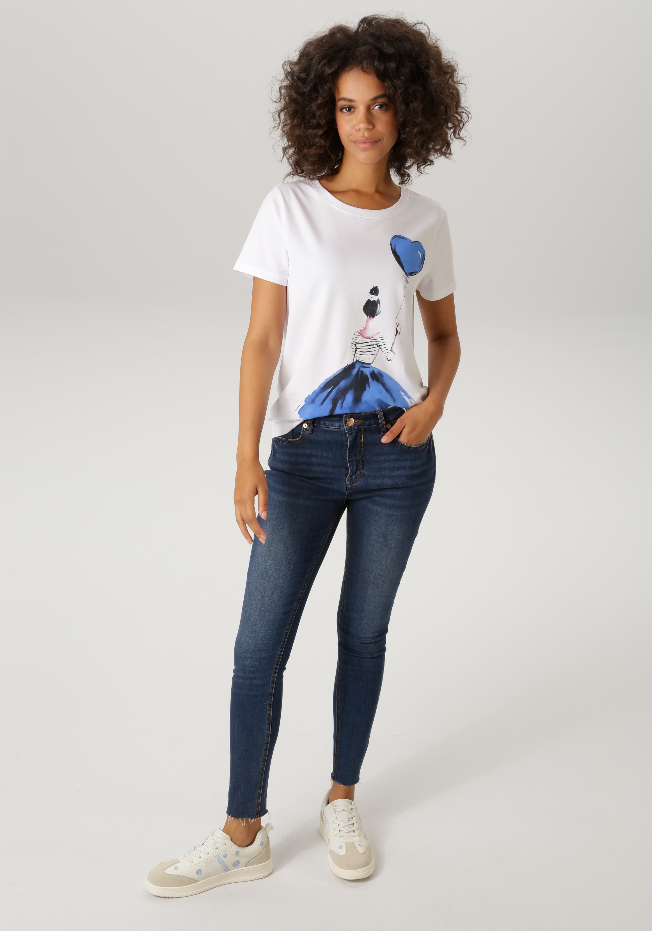 Aniston CASUAL T-Shirt mit ausdrucksvollem Frontprint - NEUE KOLLEKTION