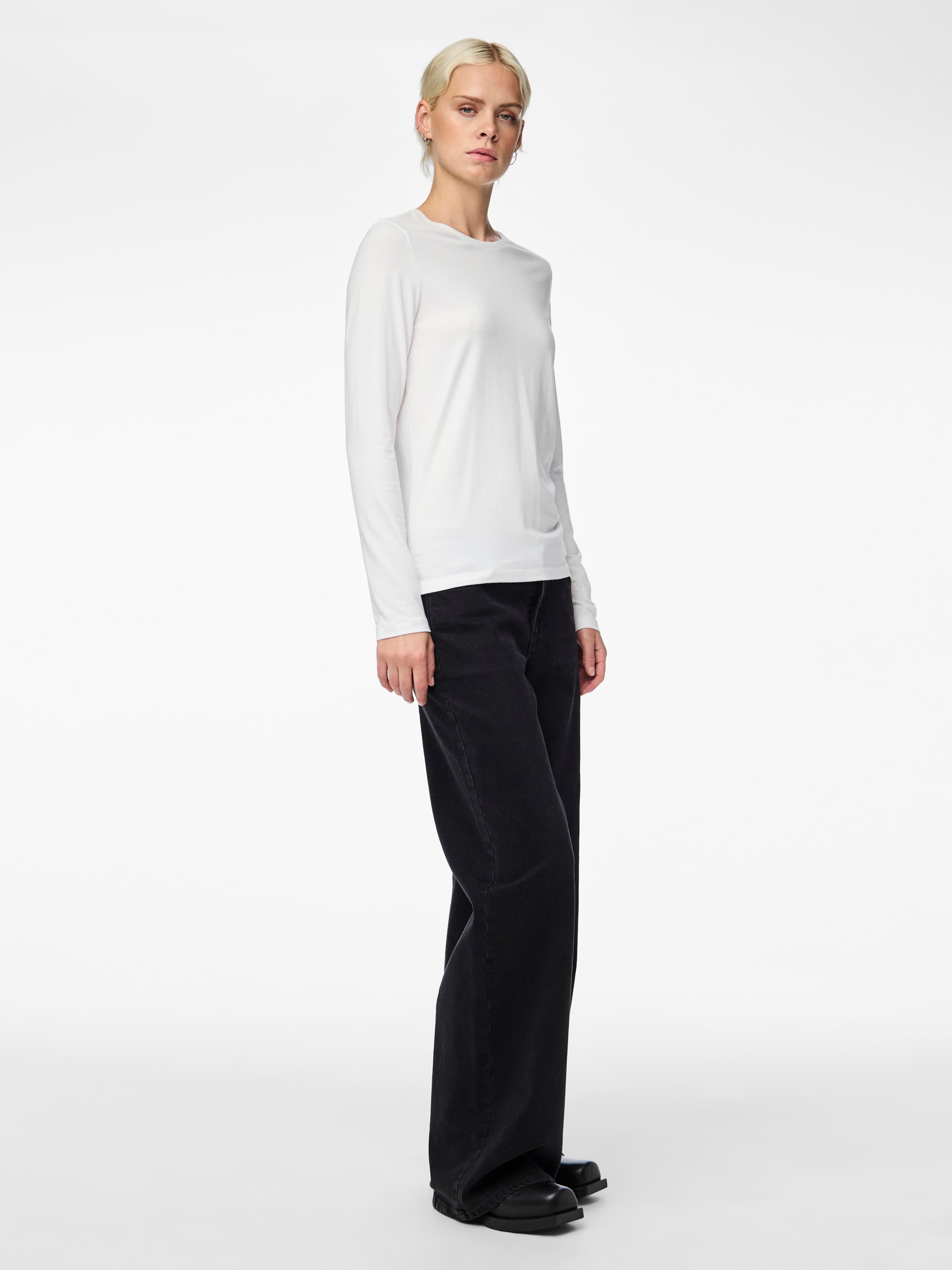 pieces Langarmshirt »PCSIRENE LS TEE JRS NOOS« Baumwollmischung, slim fit